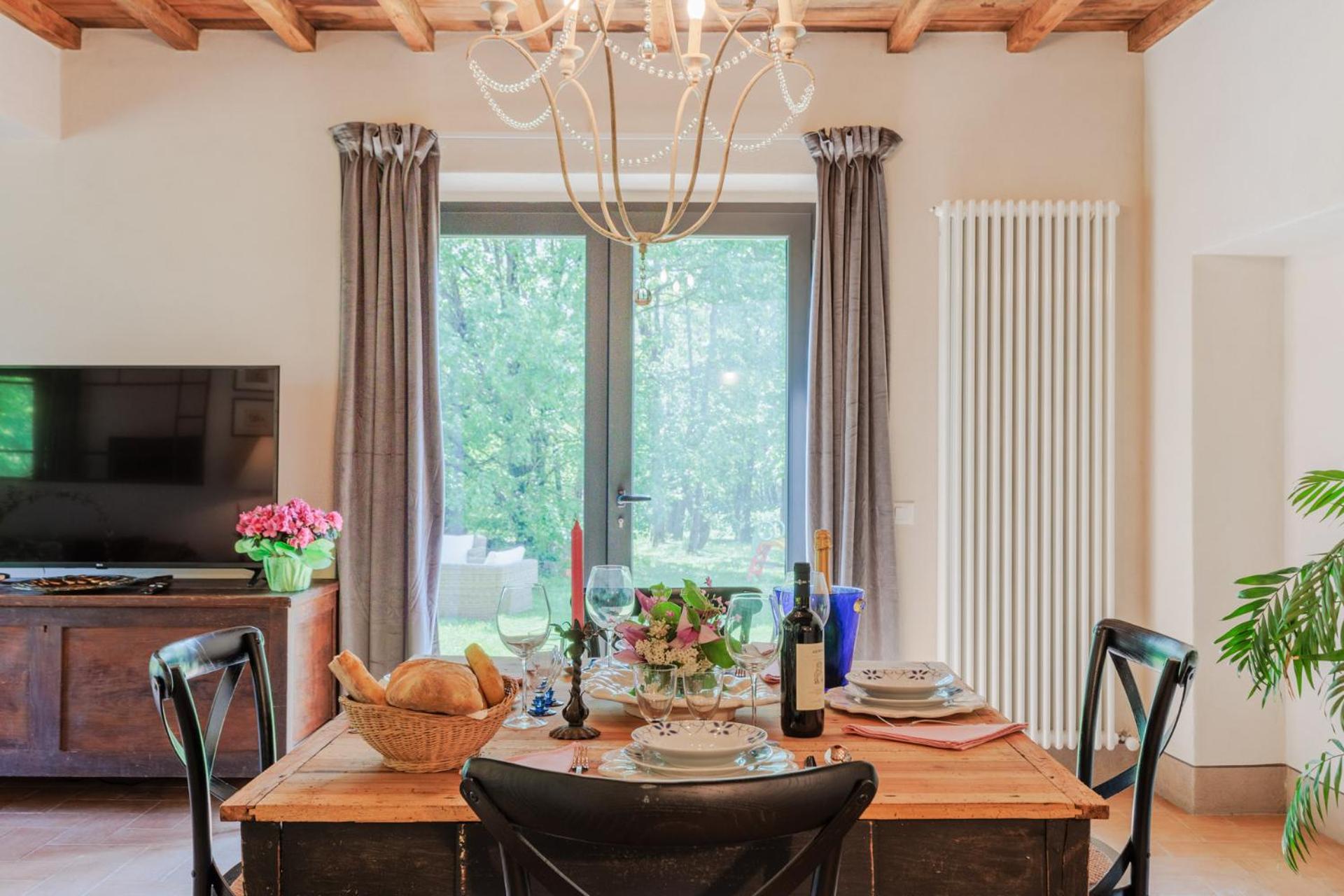 La Vaseria Country House with Secret Garden and pool