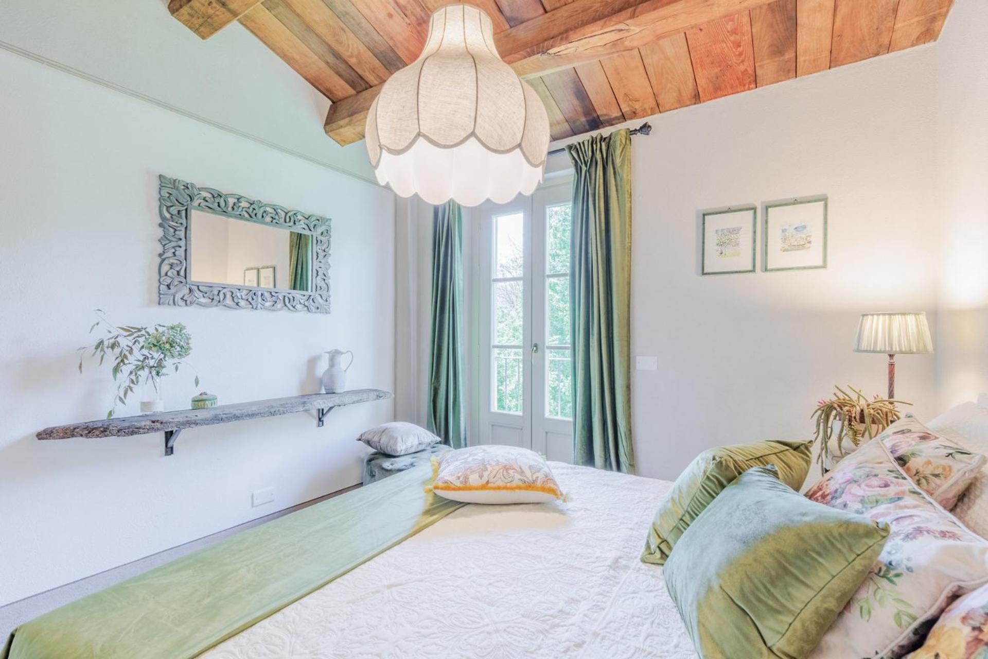 La Vaseria Country House with Secret Garden and pool