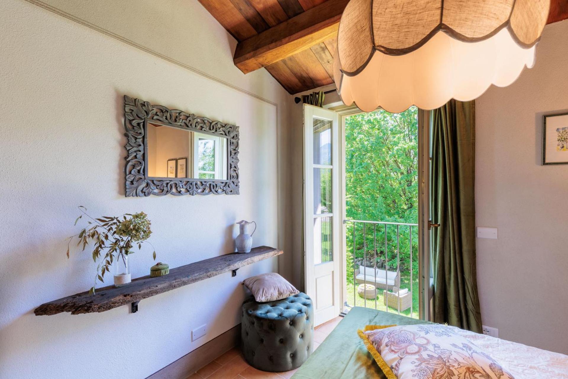 La Vaseria Country House with Secret Garden and pool