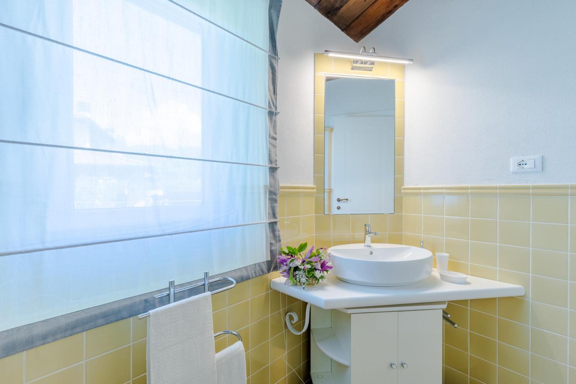 La Vaseria Country House with Secret Garden and pool
