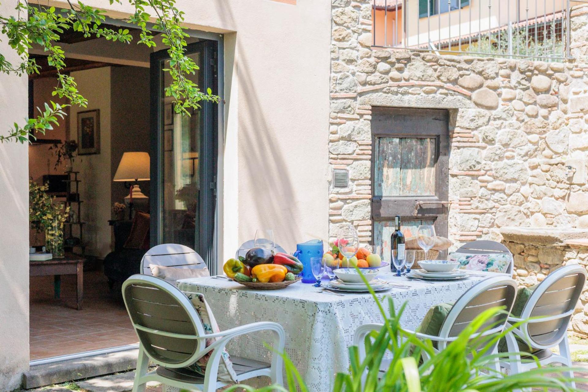 La Vaseria Country House with Secret Garden and pool