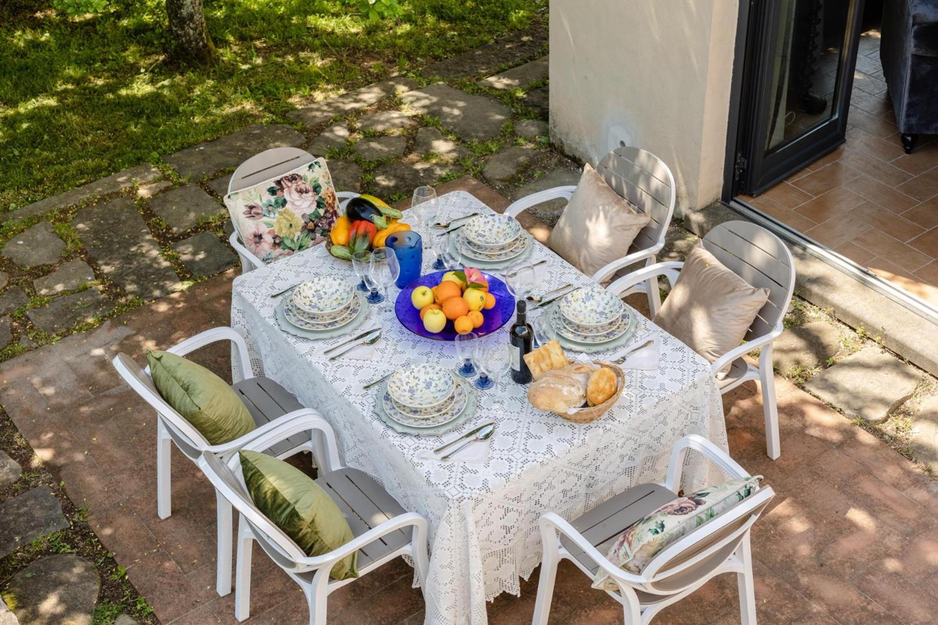 La Vaseria Country House with Secret Garden and pool