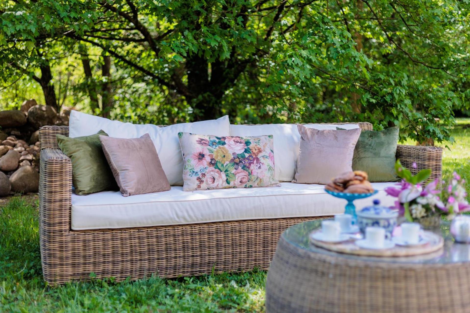 La Vaseria Country House with Secret Garden and pool