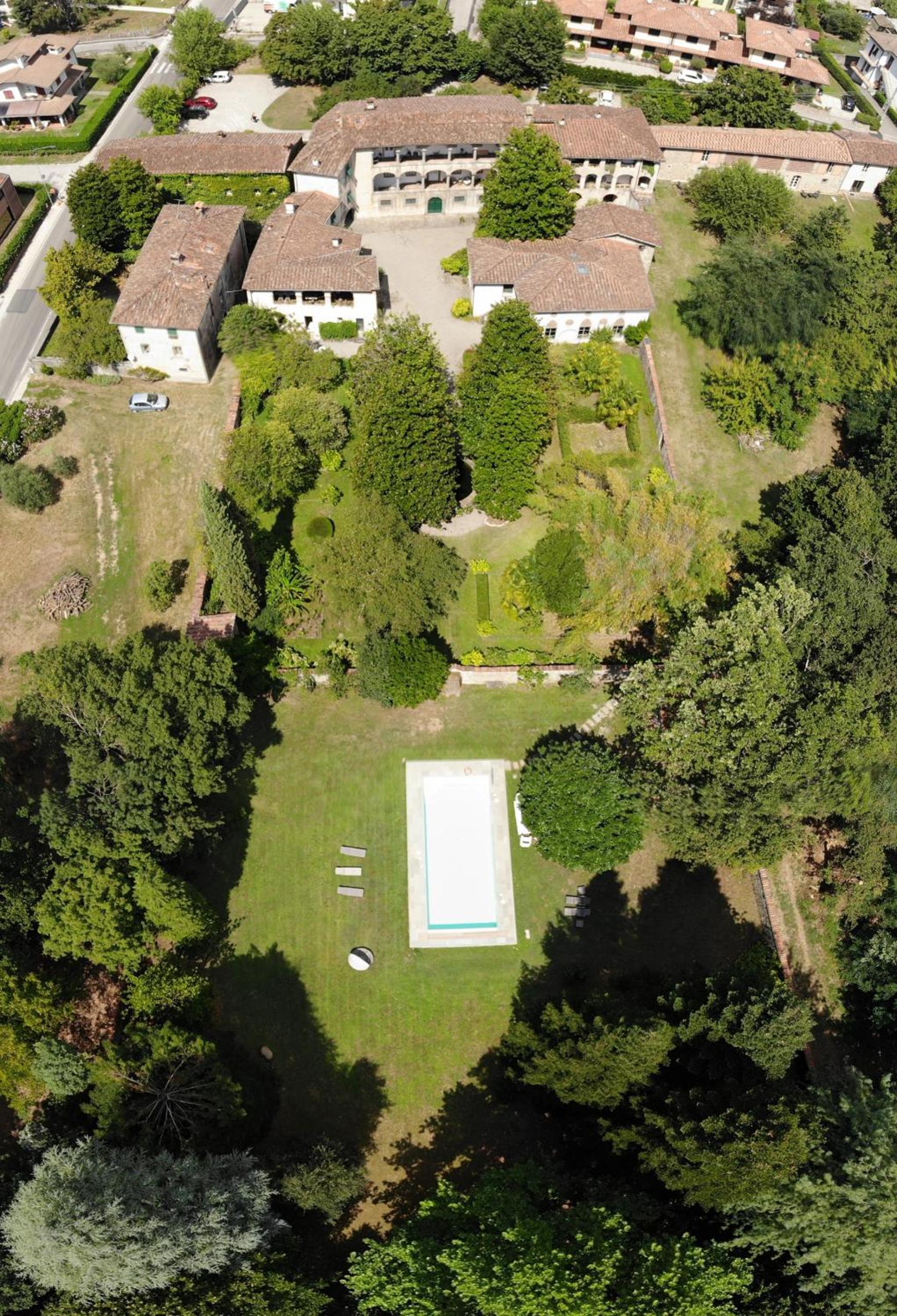 La Vaseria Country House with Secret Garden and pool