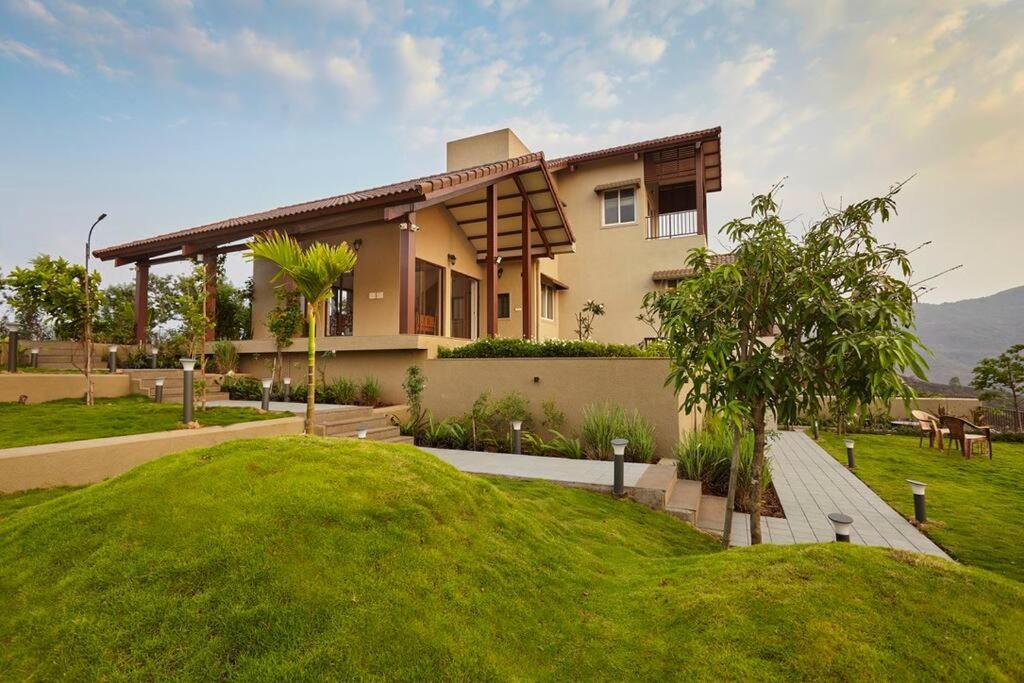 Aditya Retreat Villa in Panshet (Monica Farms) view 2