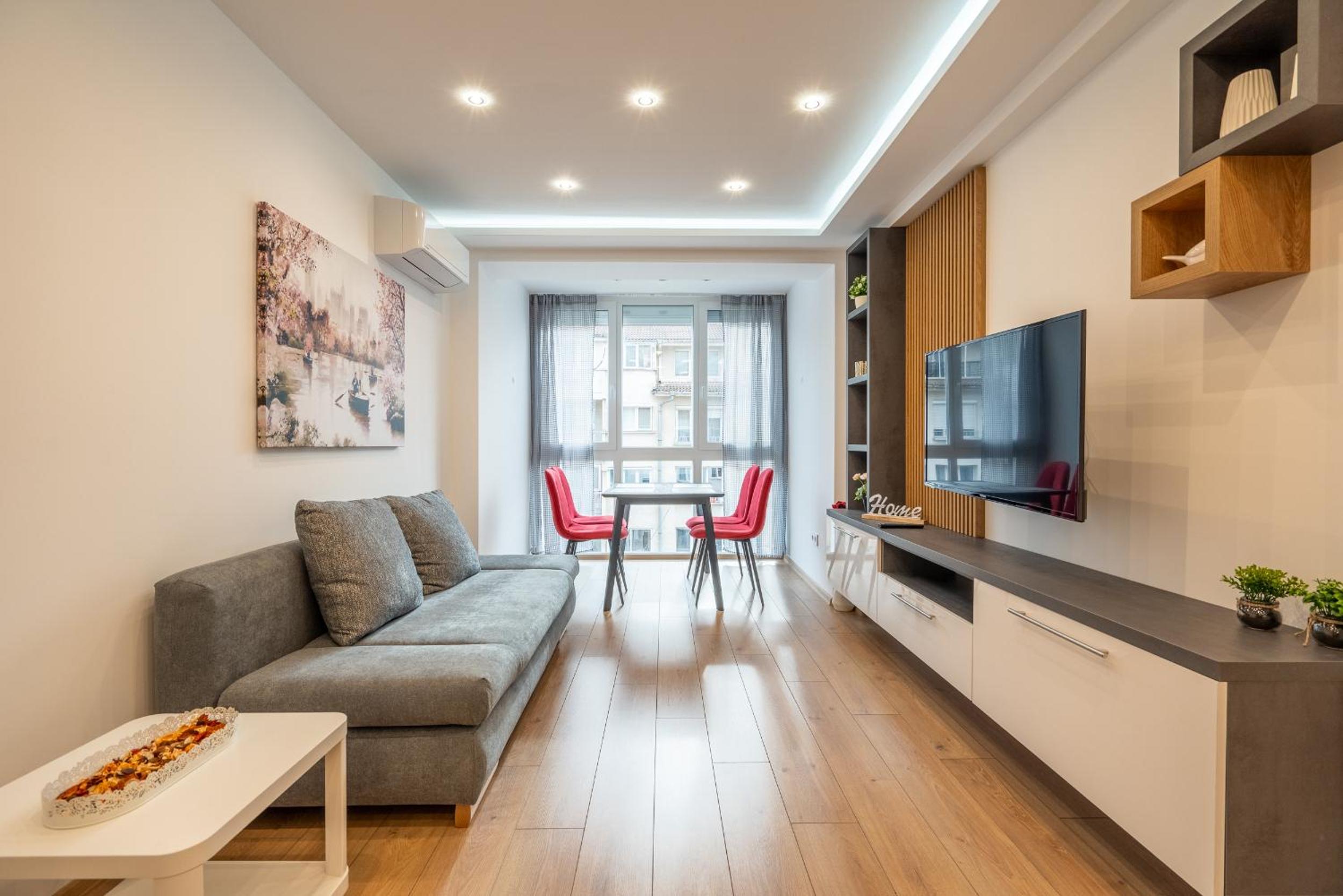 Zenith Apartment