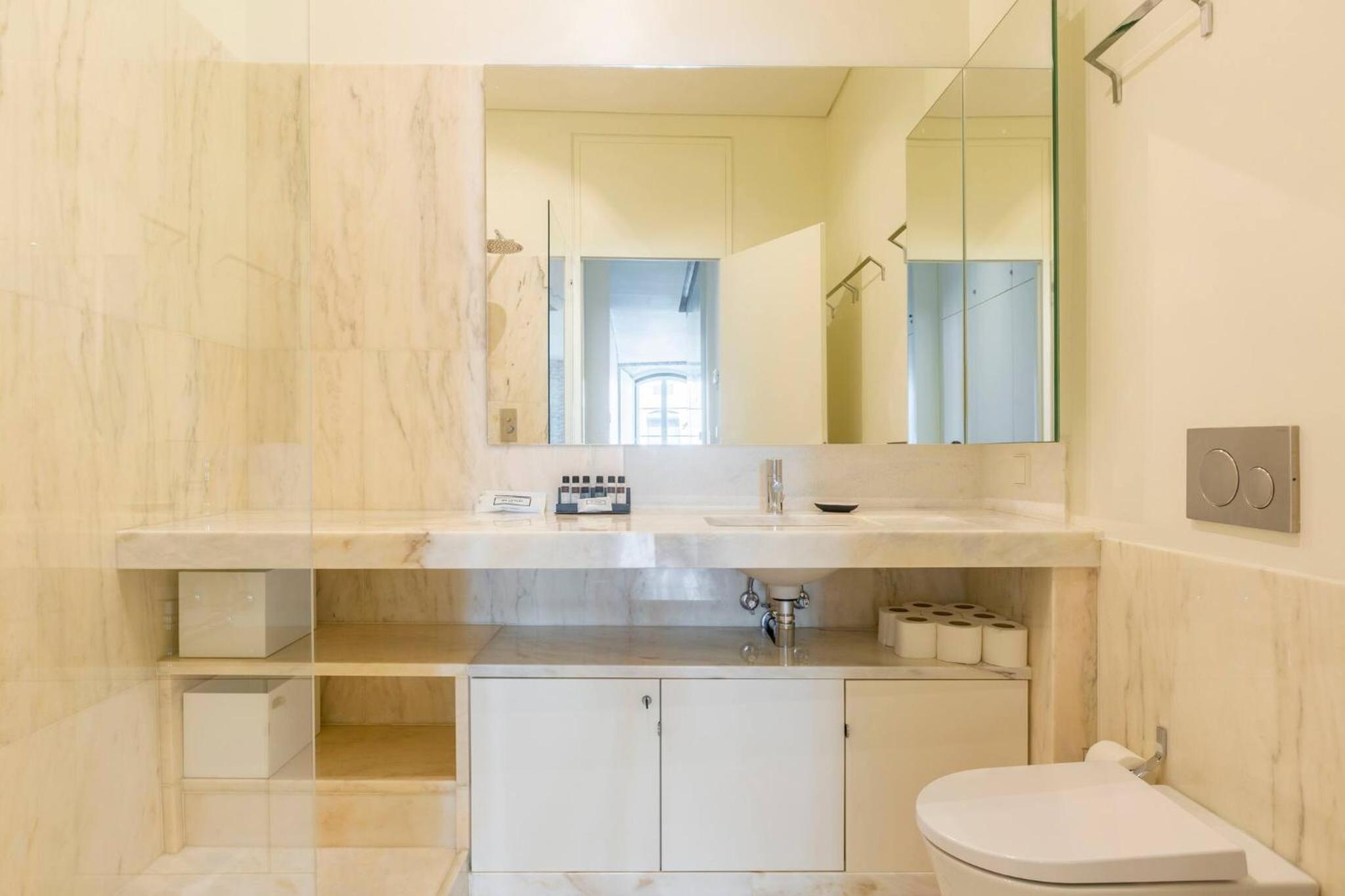 MY LX FLAT Luxury Chiado Design Apartment view 2