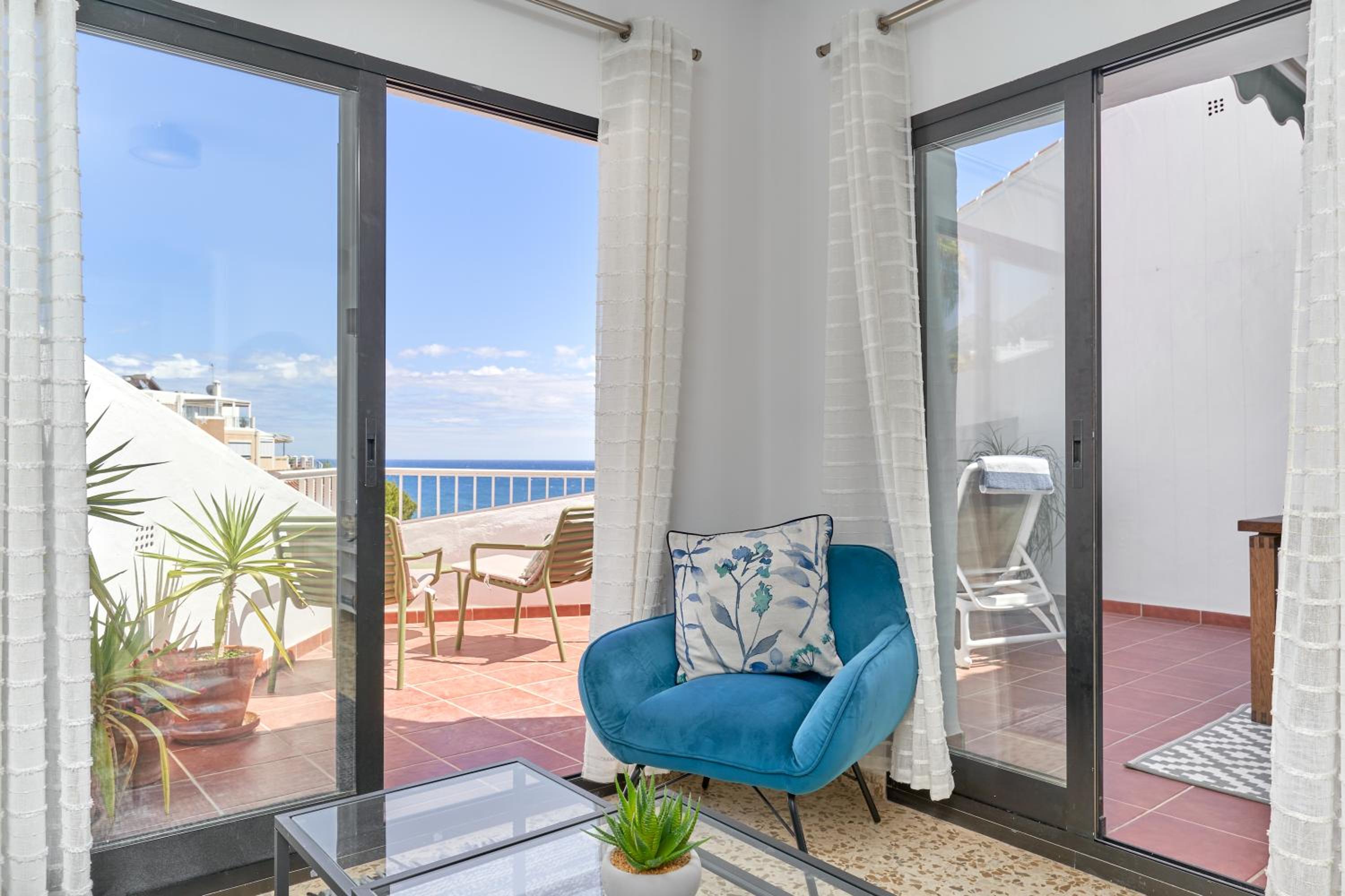 Sea view Apt Nerja view 5