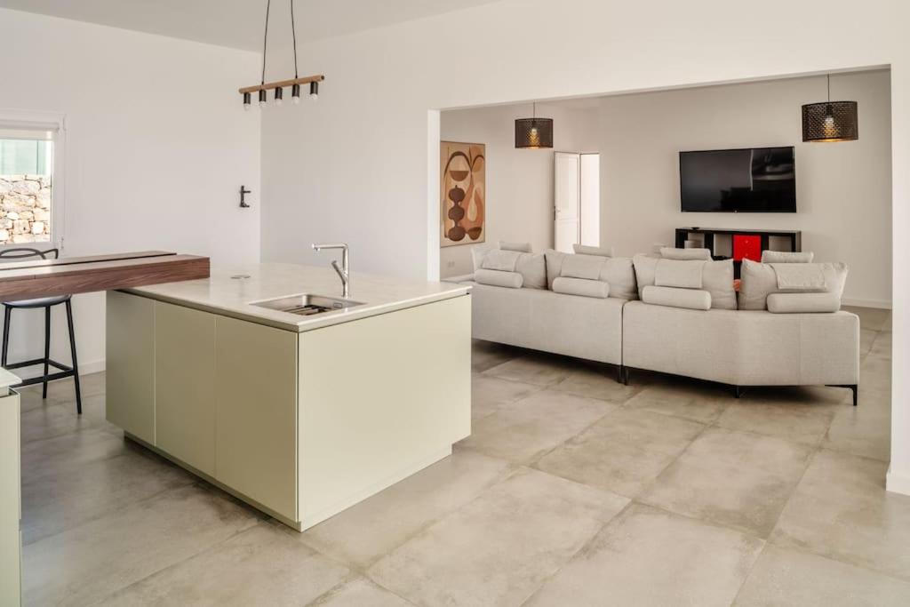Casa Lero