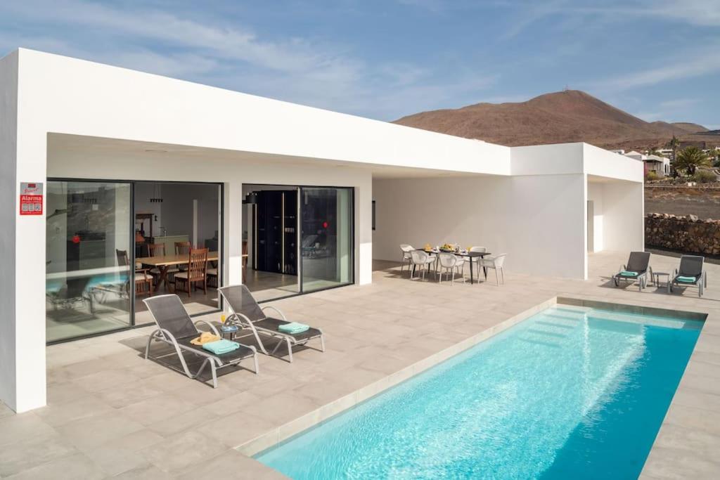 Casa Lero