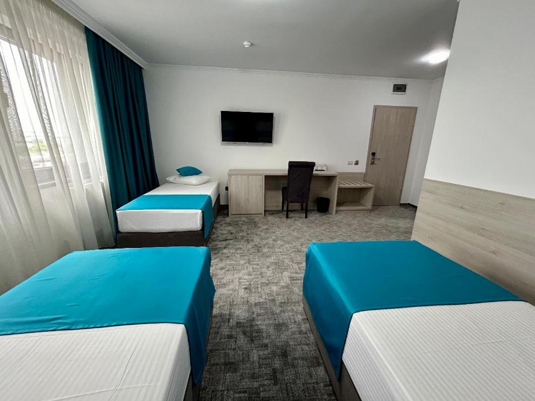 Hotel Bliss view 2