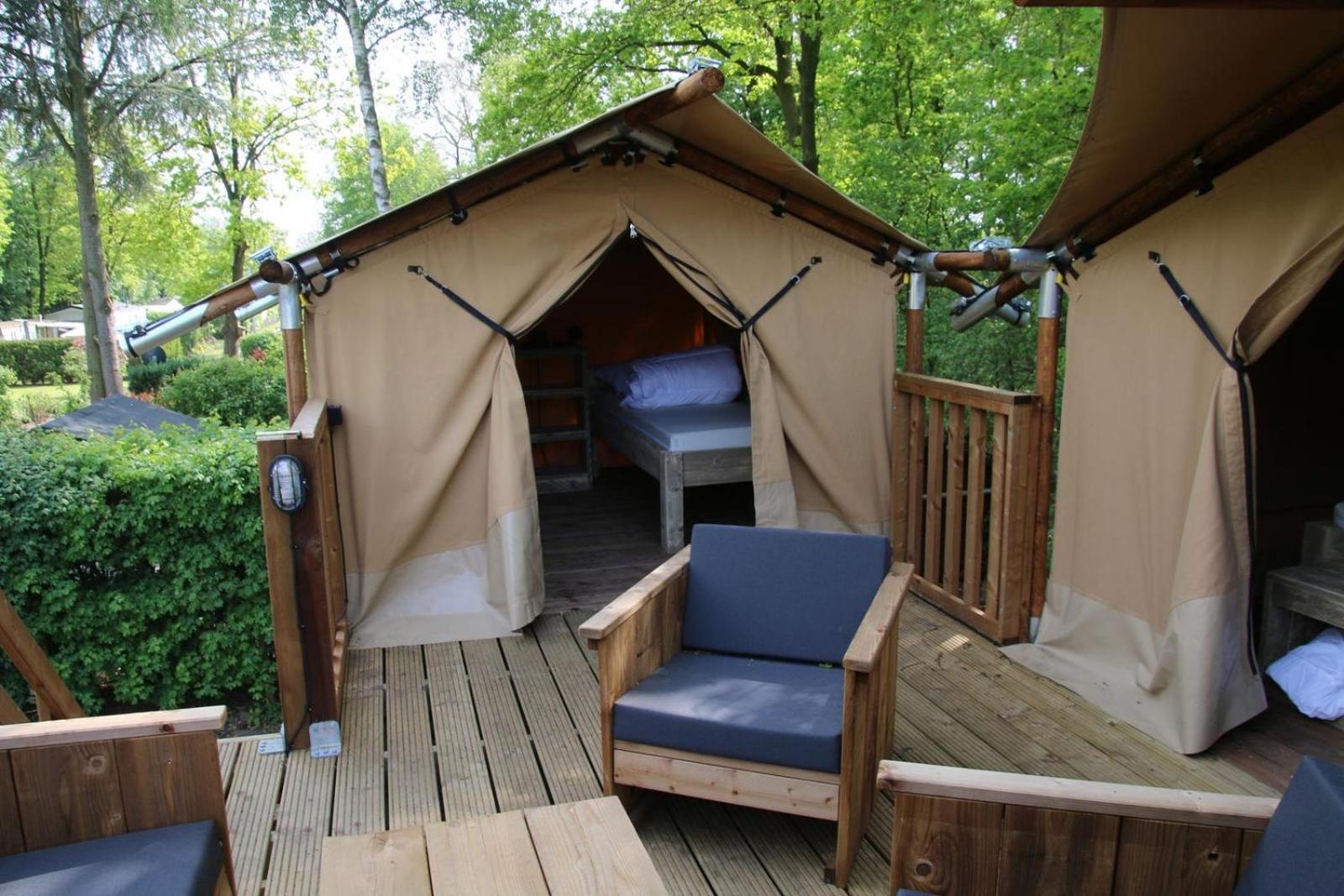Treehouse tent at the Regge with private sanitary facilities 6 people view 5