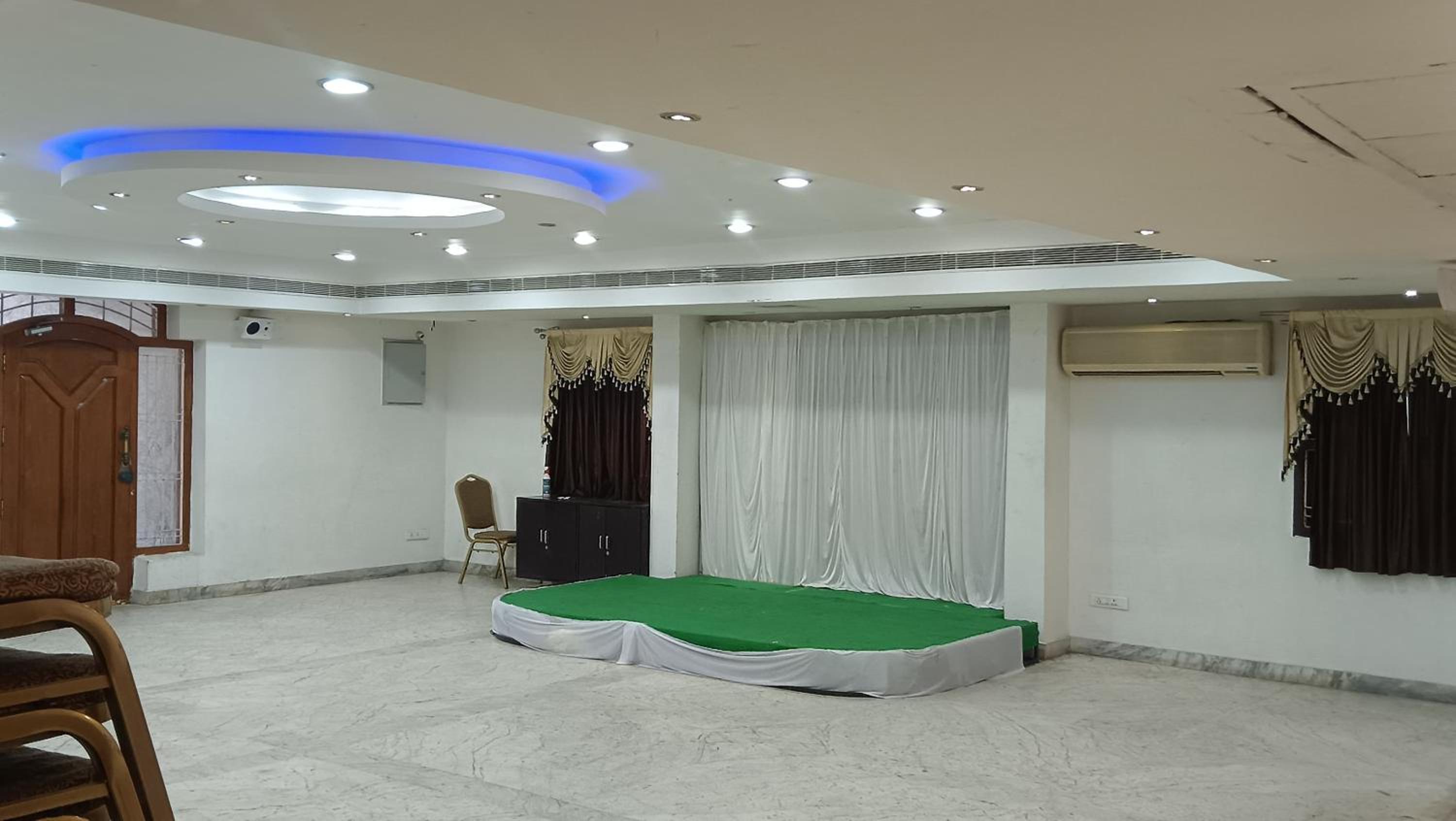 Hotel Nanduri Regency