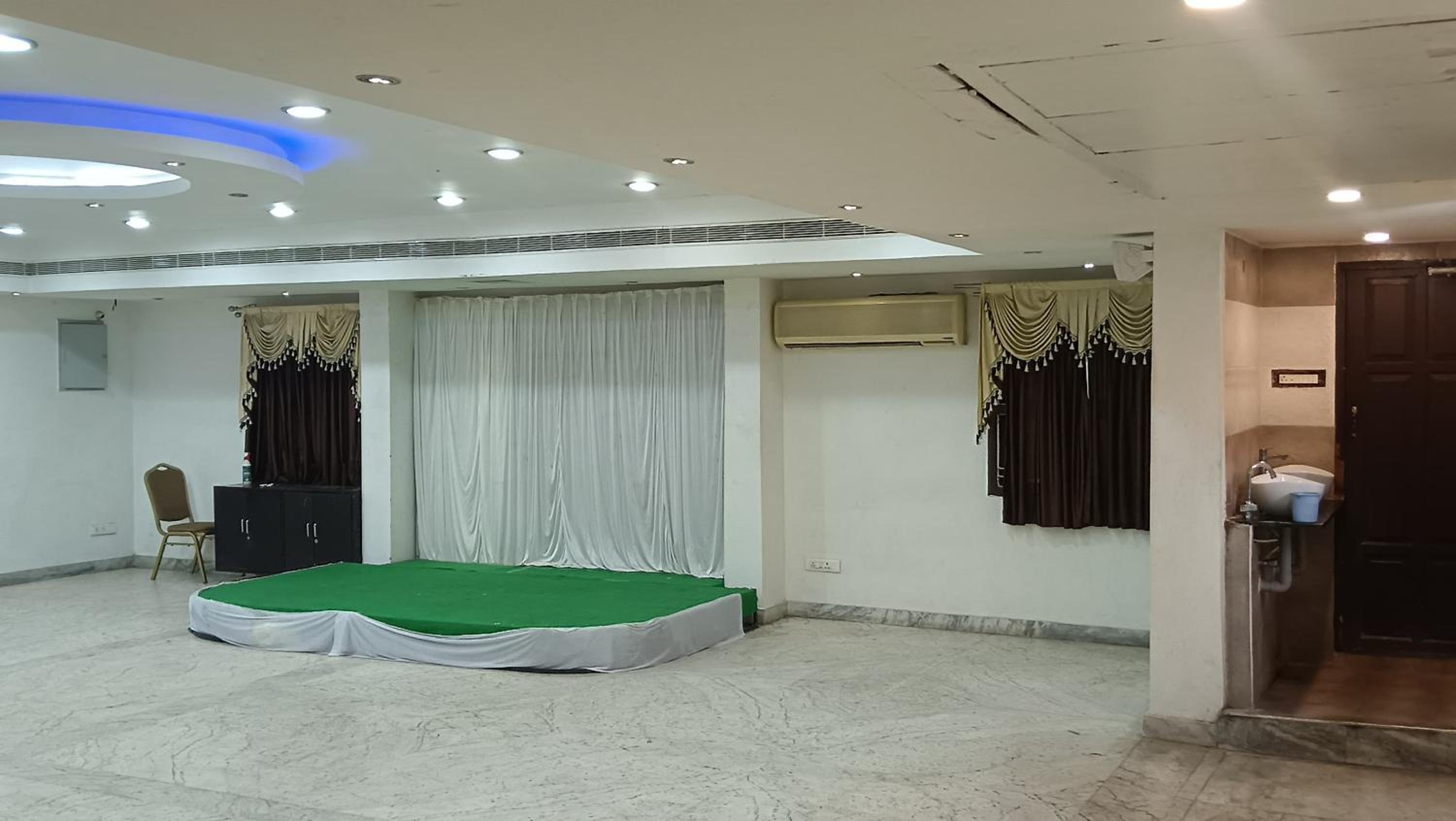 Hotel Nanduri Regency