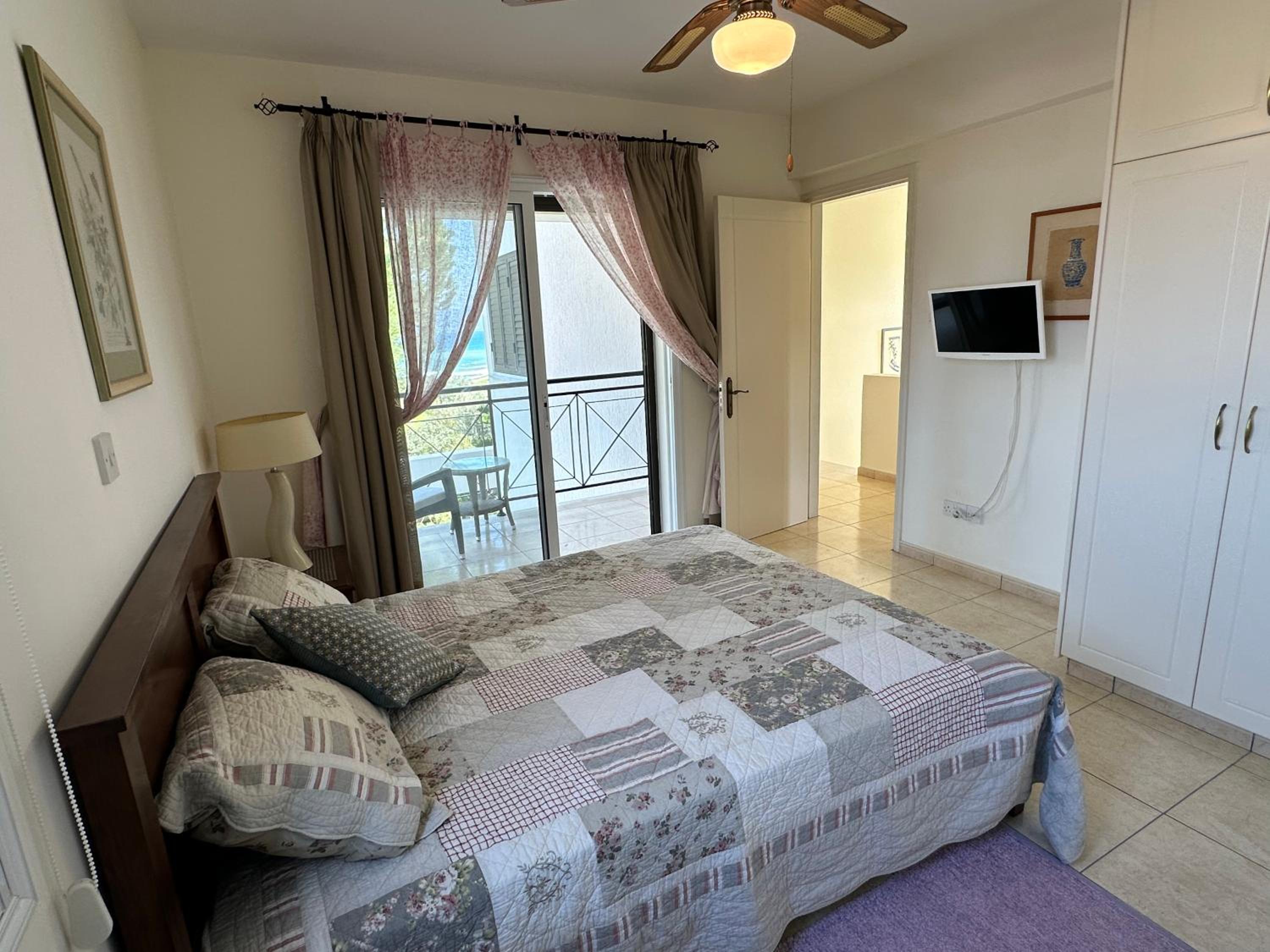 Beach villa Camelia