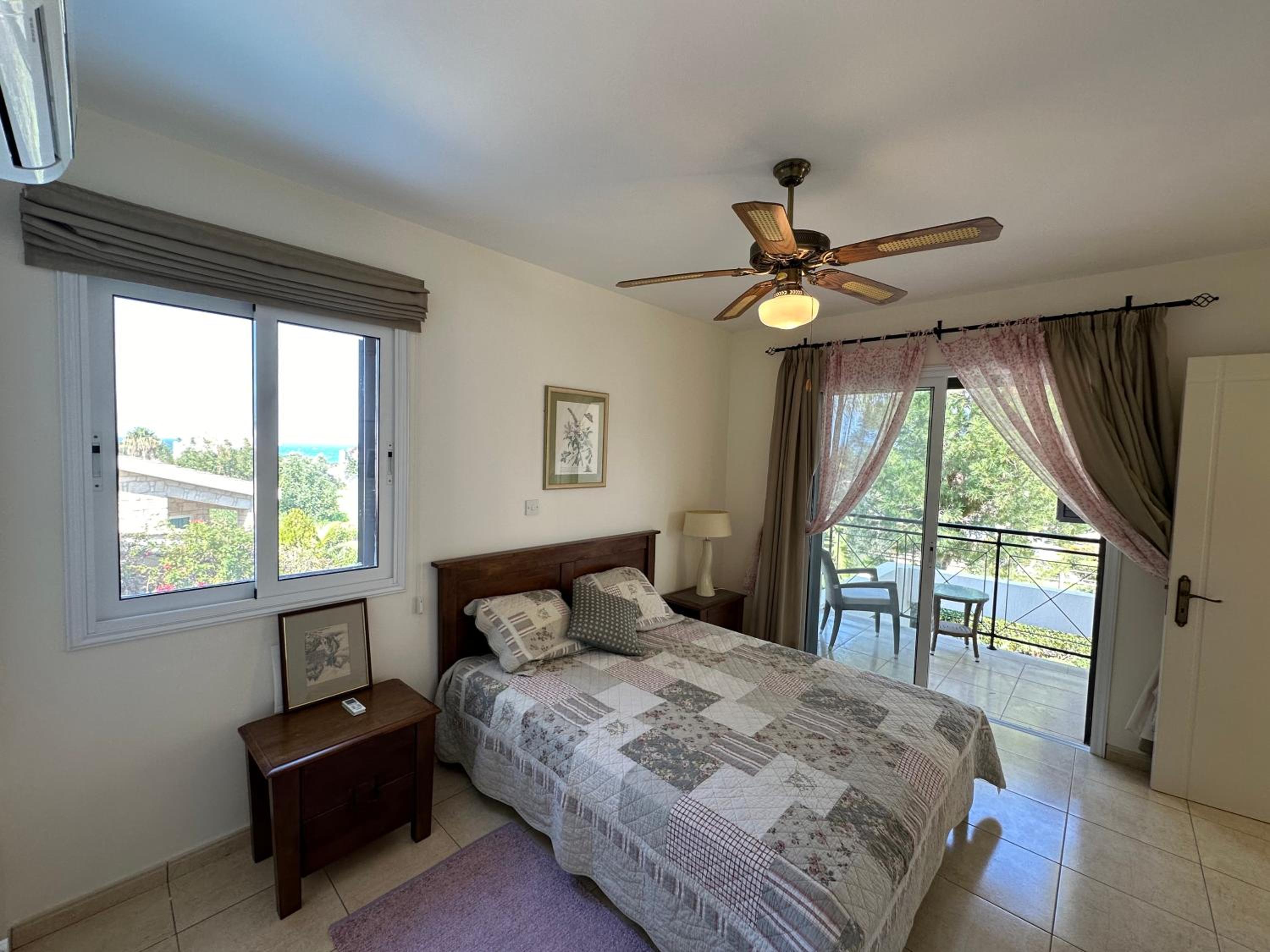 Beach villa Camelia