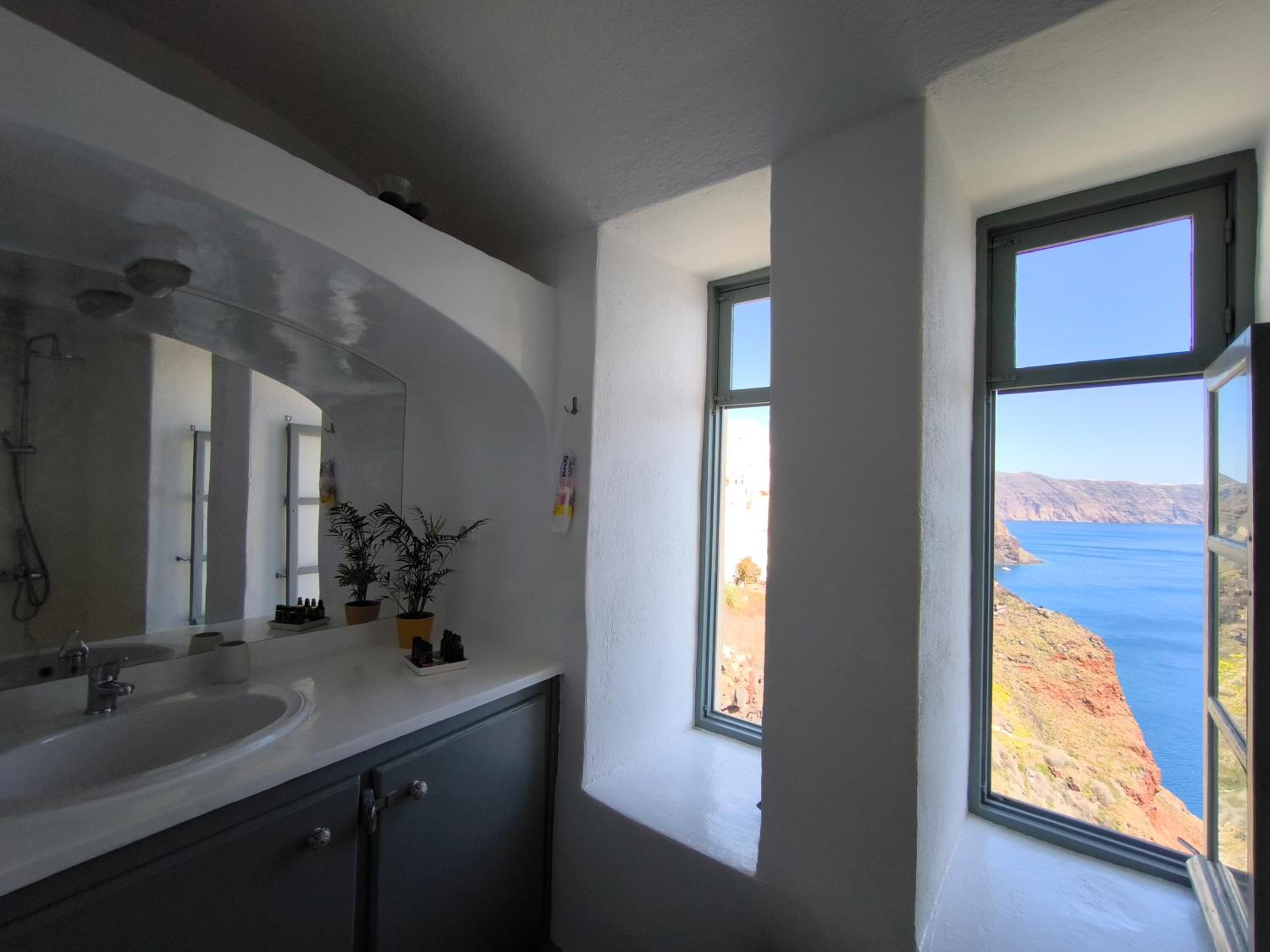 Elias Cave House 270o Caldera View Oia view 3