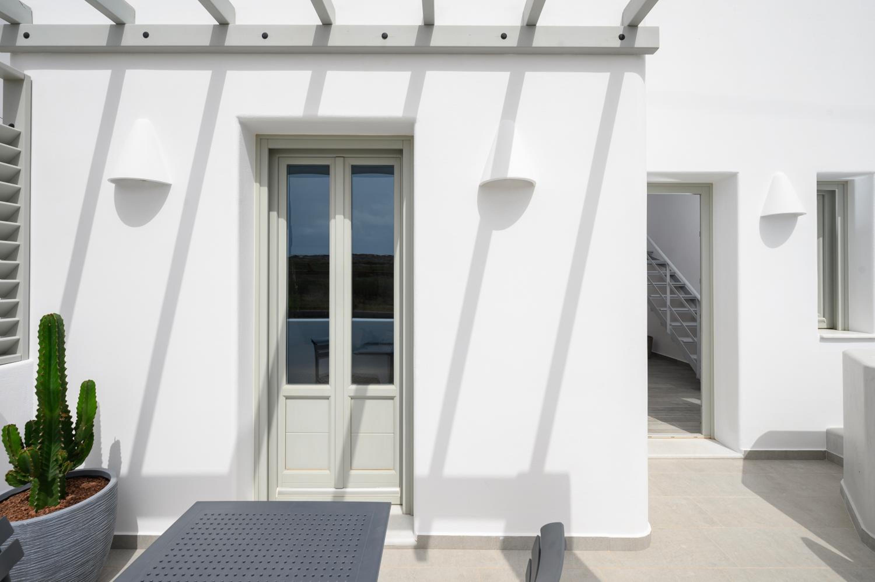 Aegean Diamonds Luxury Suites