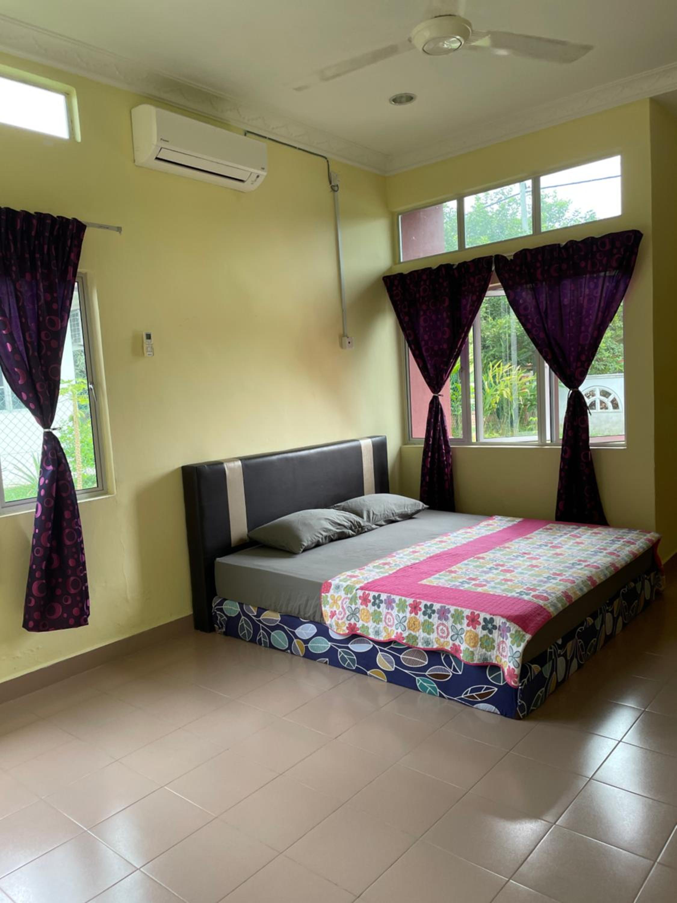 Banglo Hj Man Taman Paroi Jaya photo 3