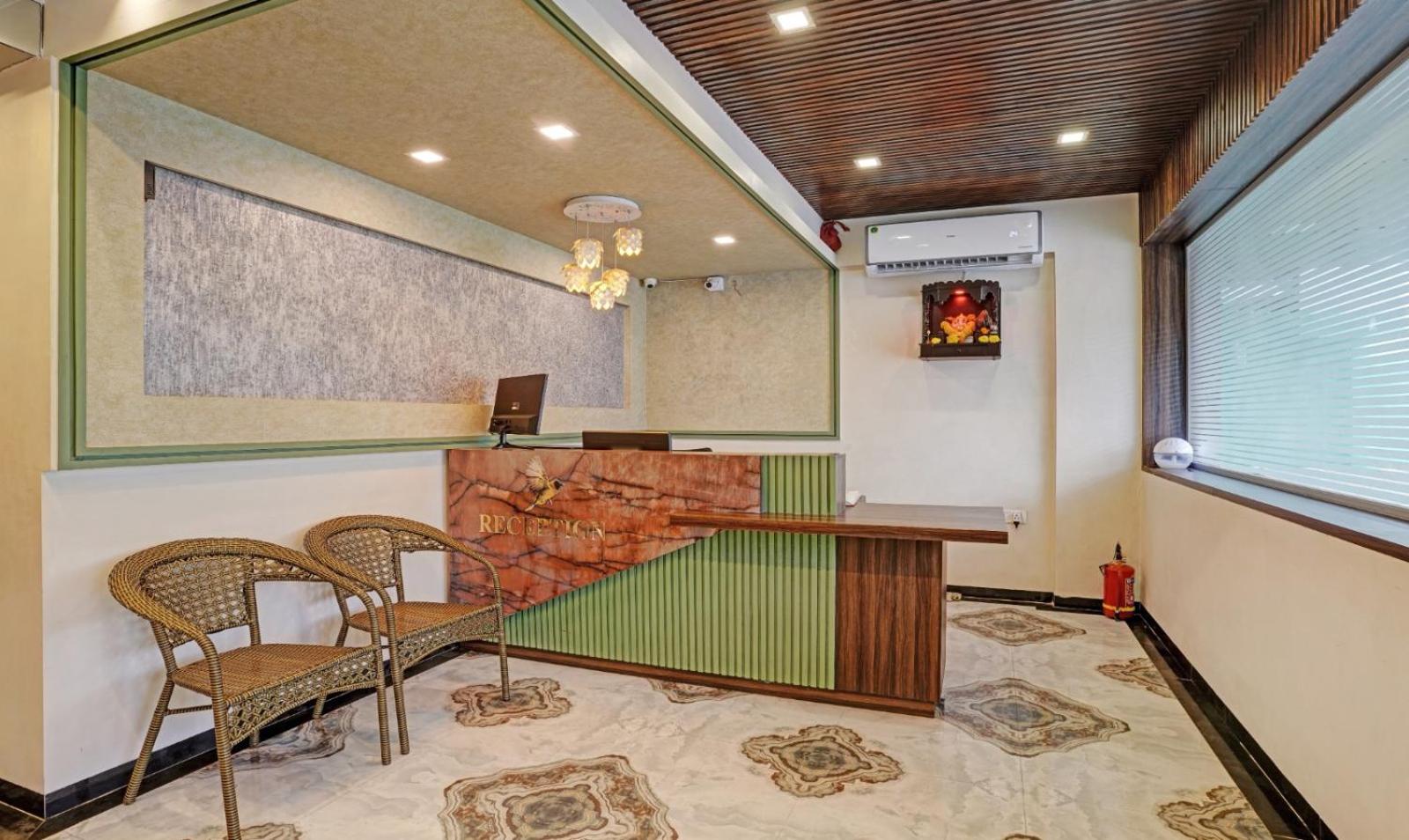 Glitz Hotels Golden Birds - Mahape, Navi Mumbai