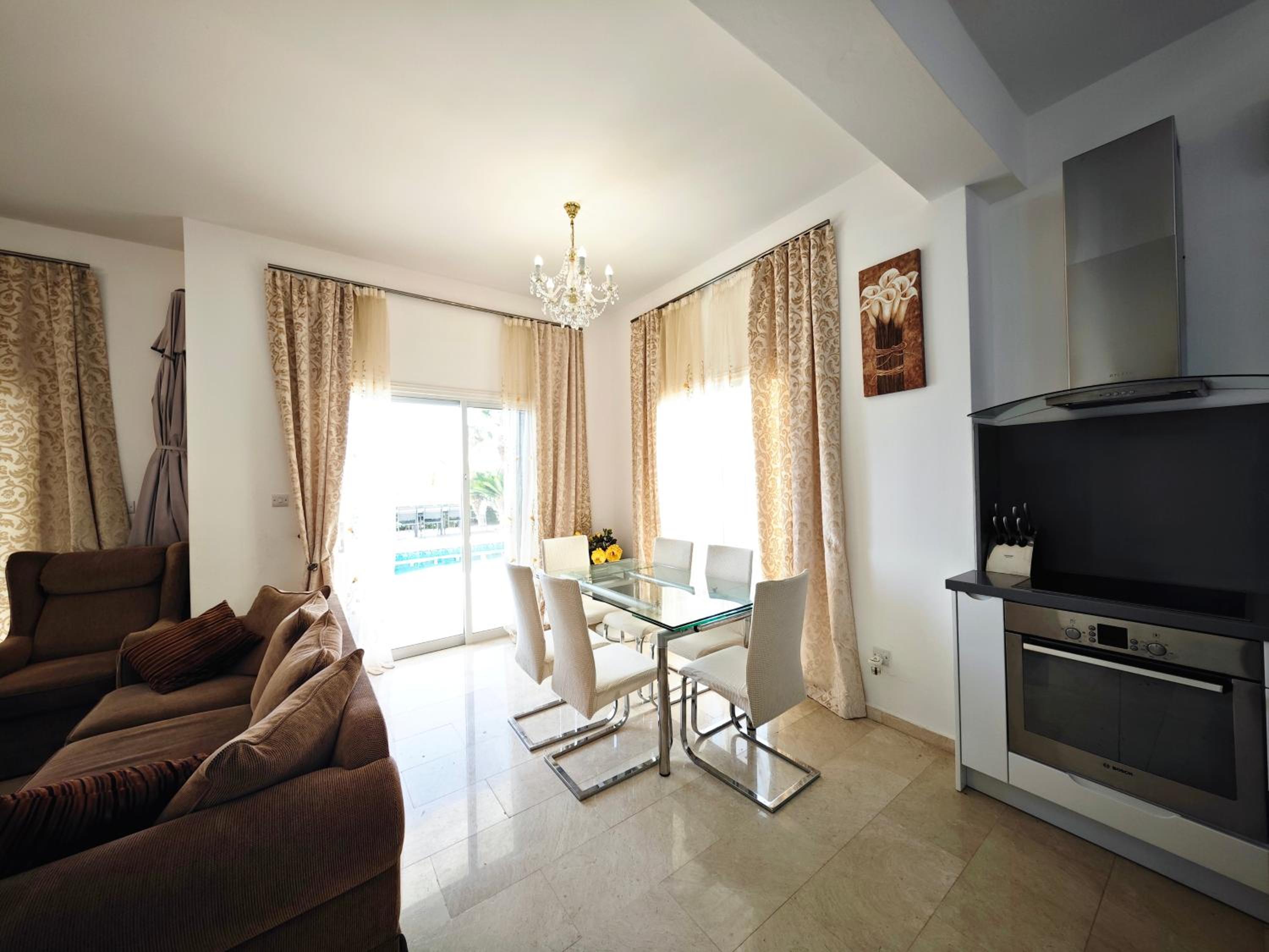 Villa SunResidence