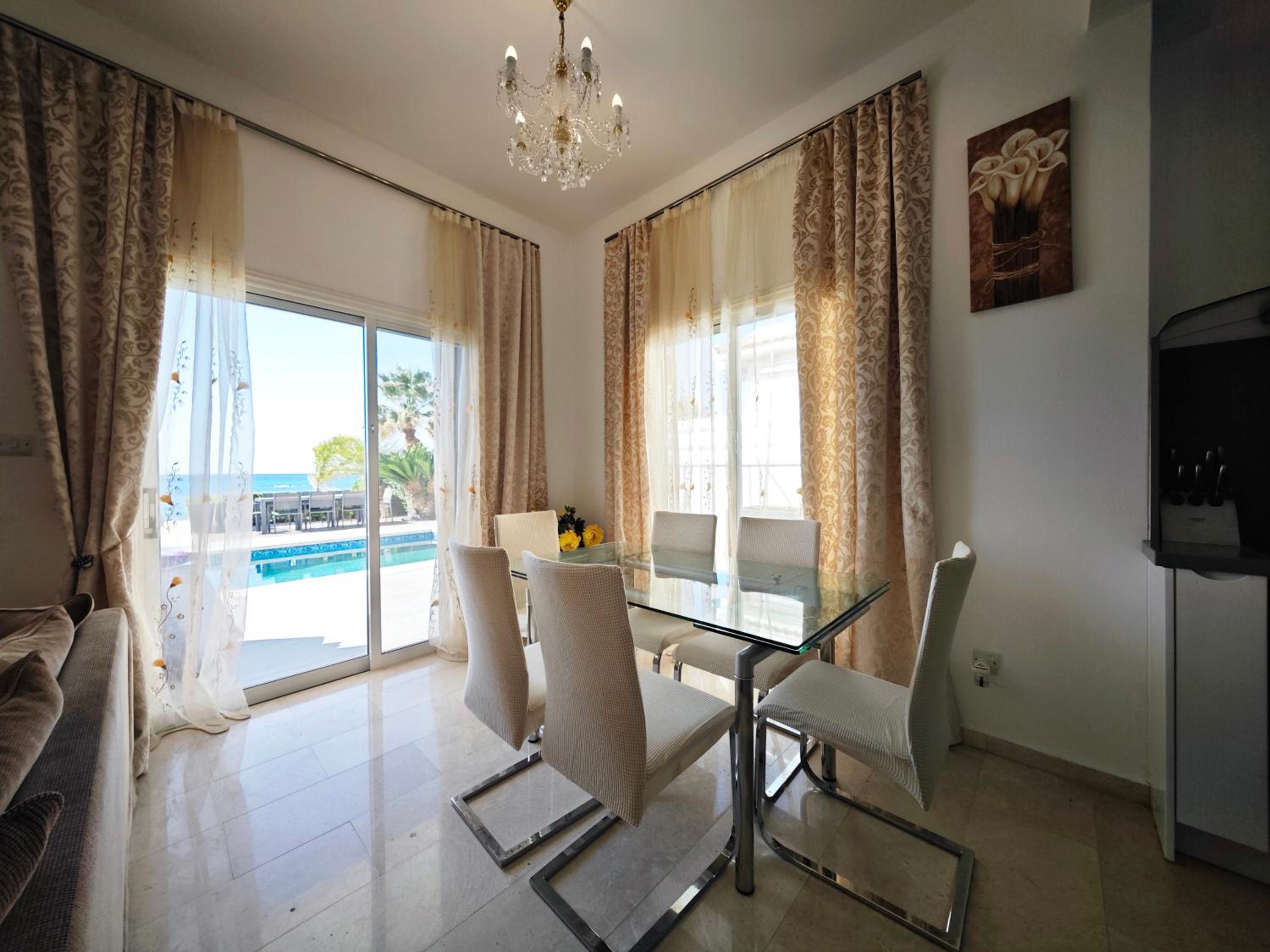 Villa SunResidence