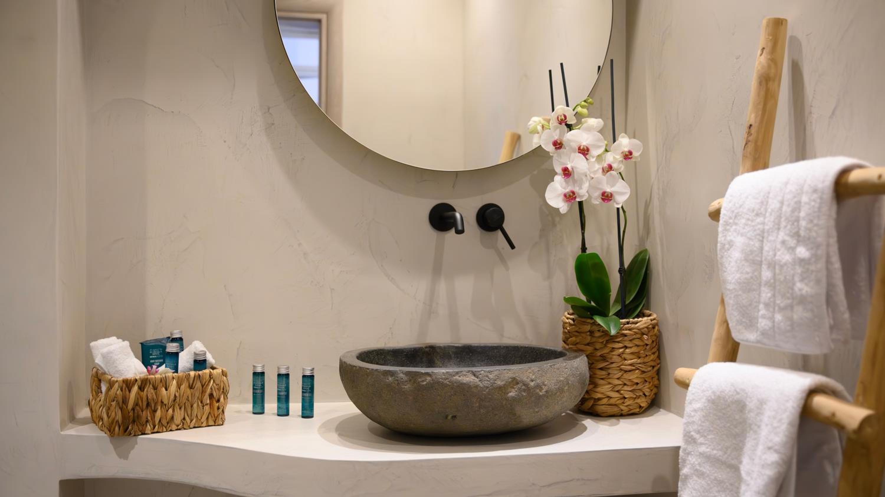 Aegean Diamonds Luxury Suites