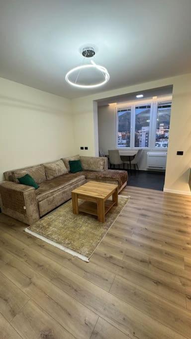Peace and Love luxury apartment in Center, New Bazaar 2