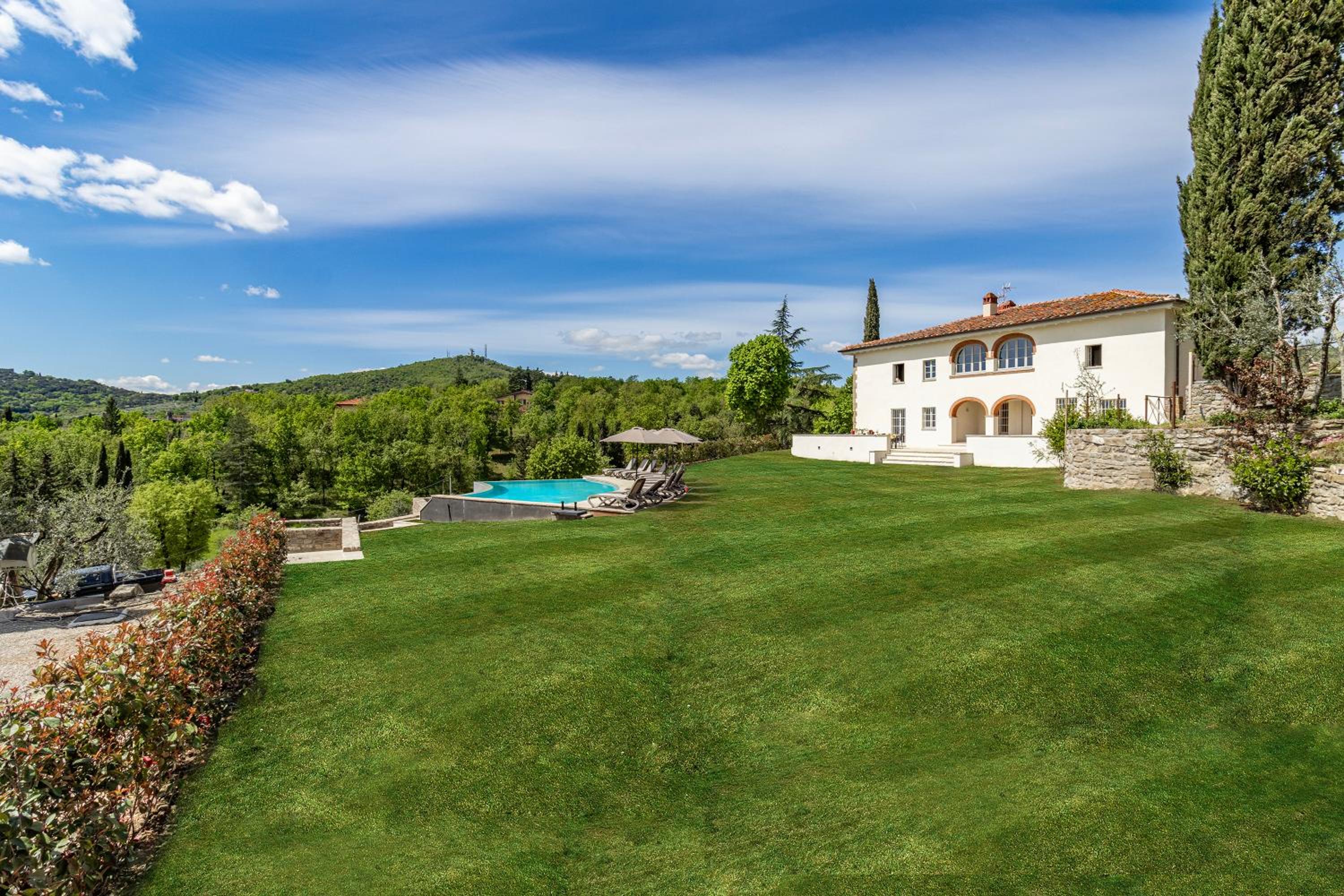 Hotel Amazing Panoramic Villa La Poggiola - Happy Rentals - Image 1