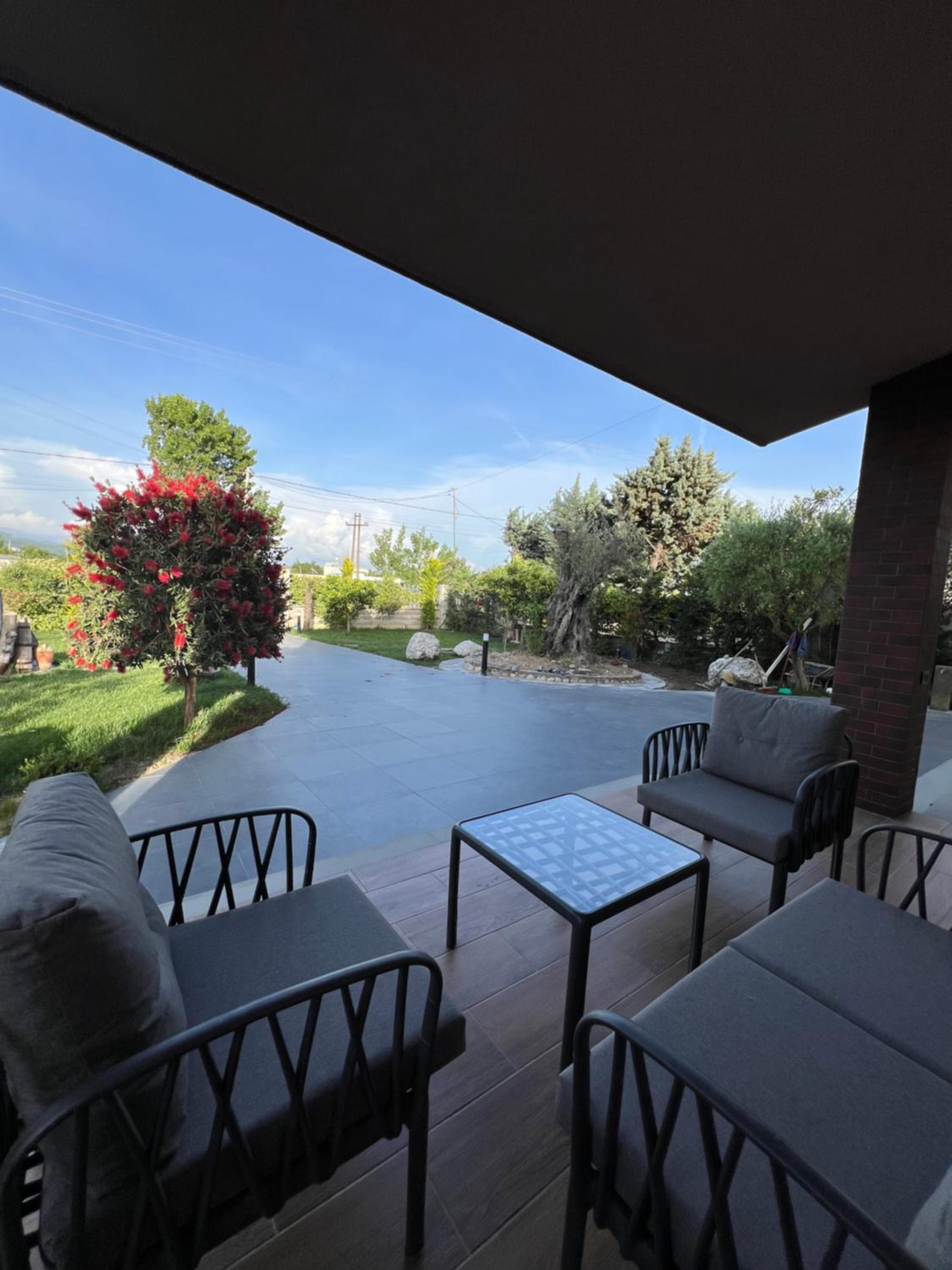 SunnySide Villa