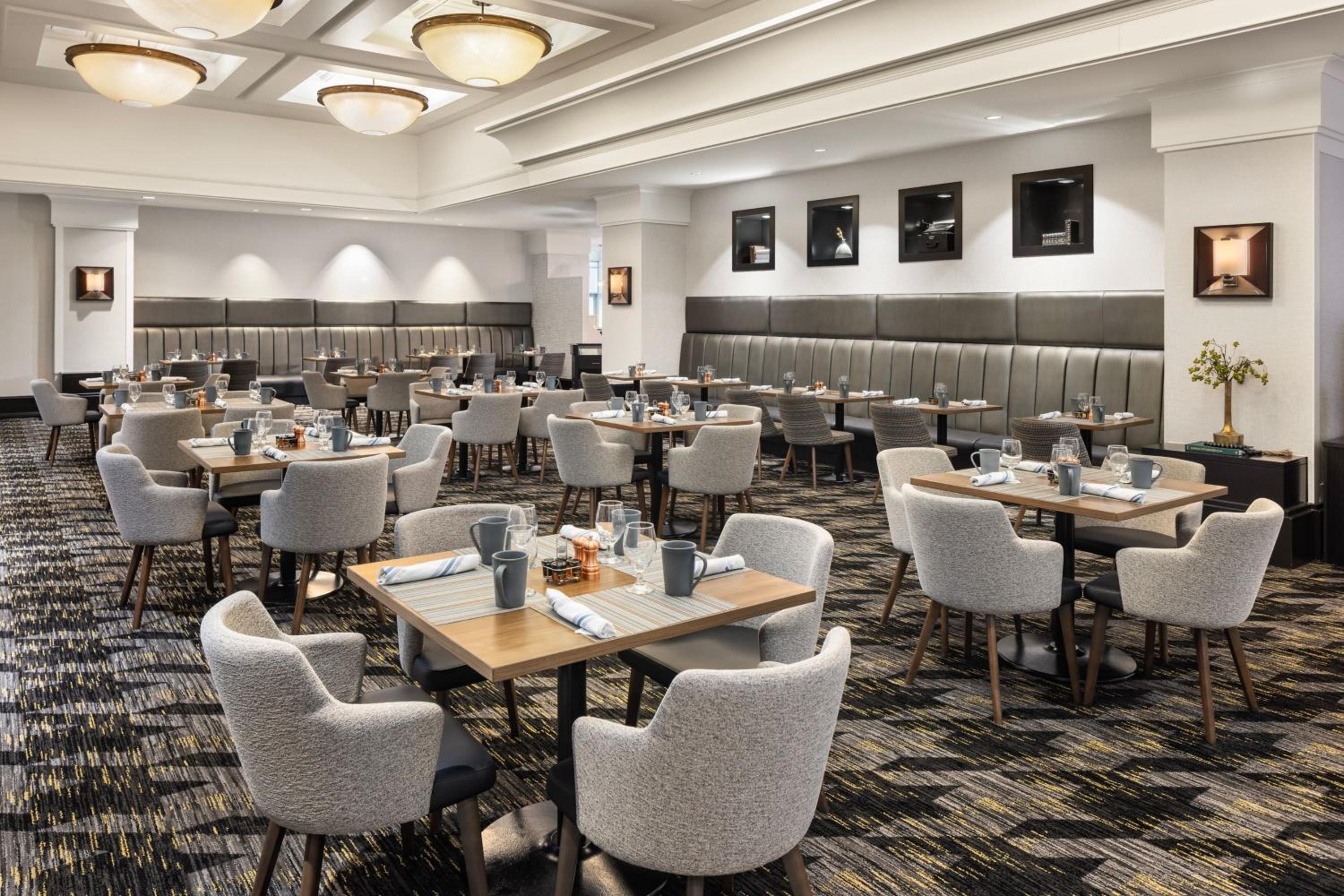 Sheraton Overland Park Hotel at the Convention Center - Property Image 22