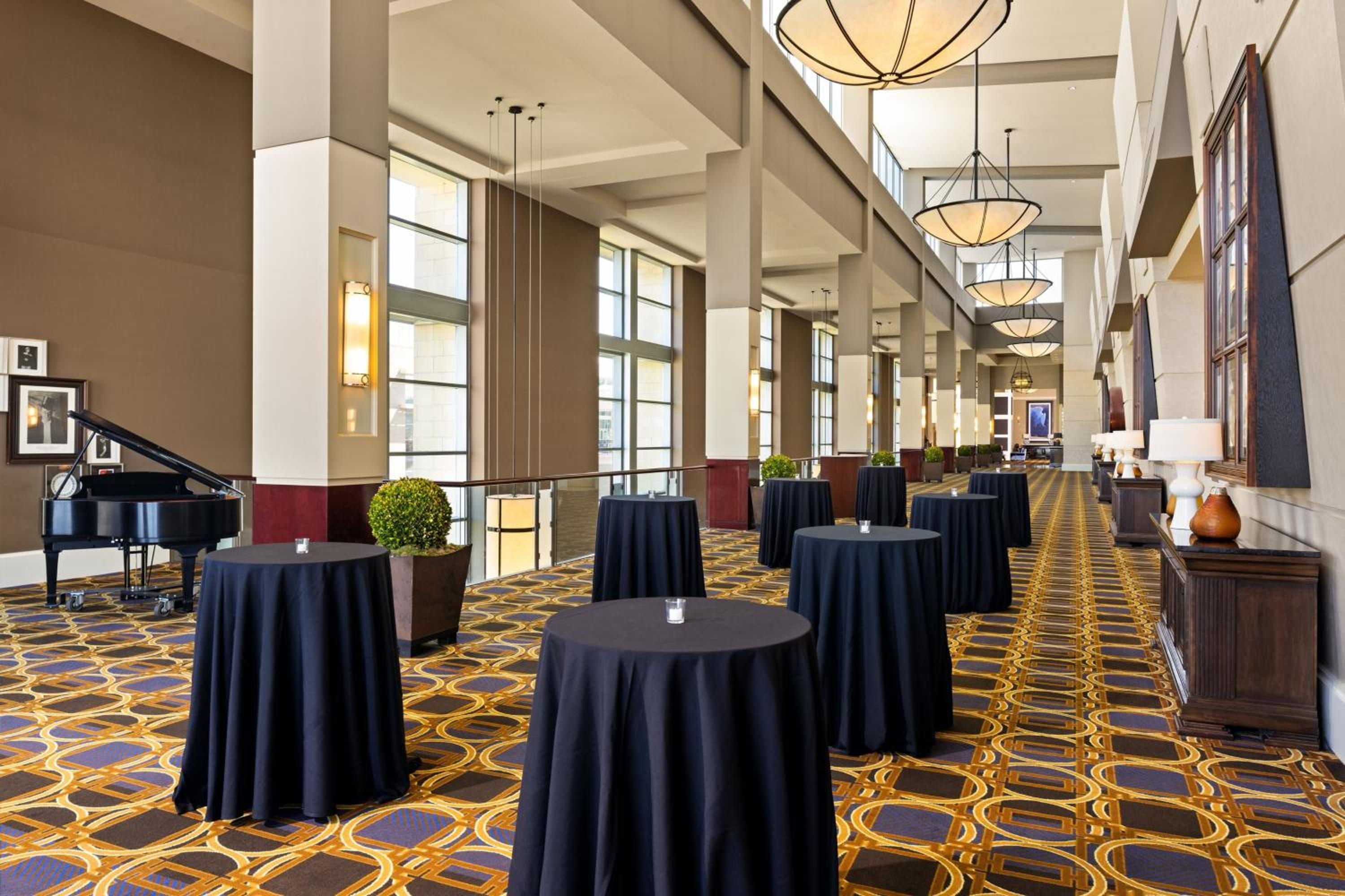 Sheraton Overland Park Hotel at the Convention Center - Property Image 33