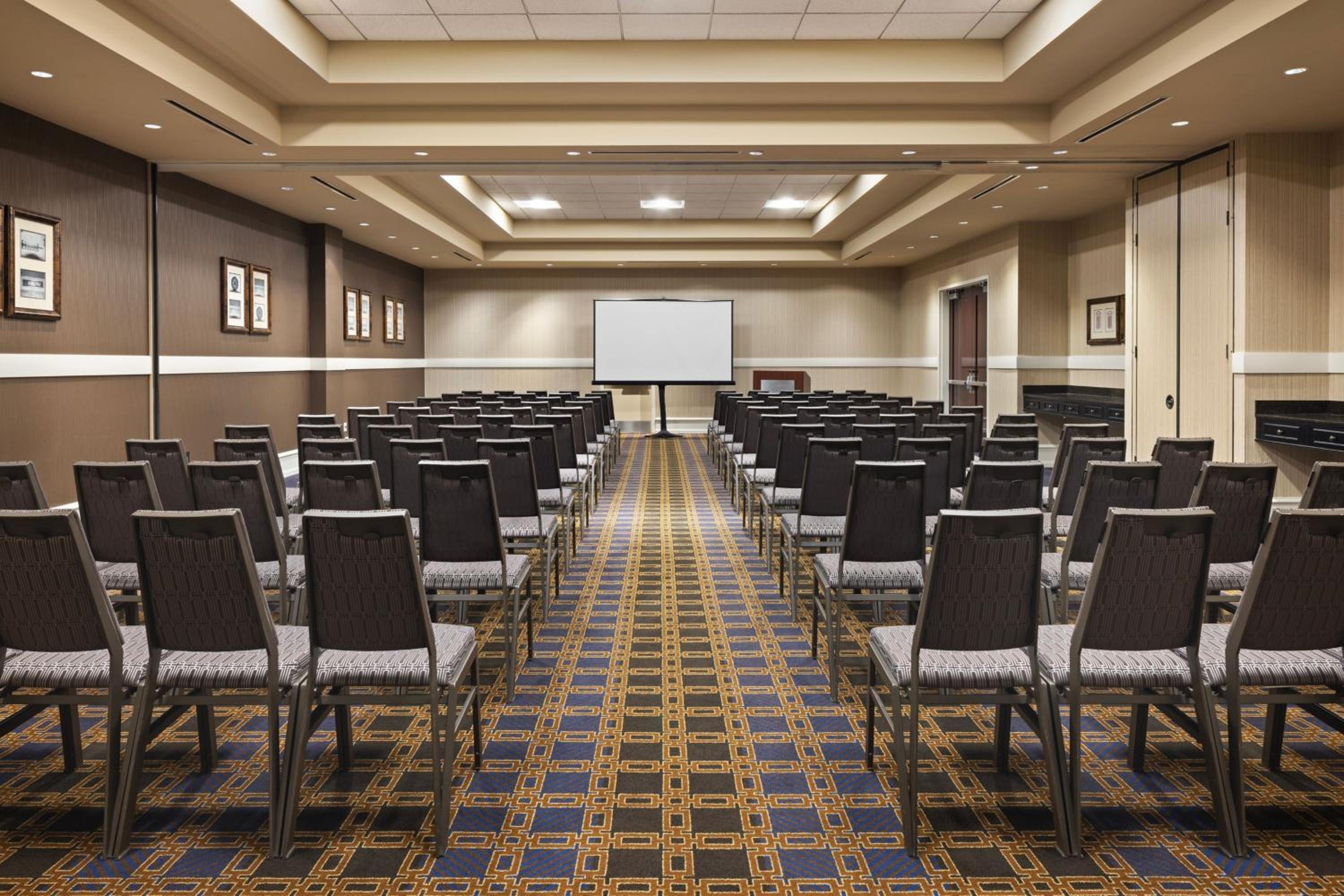 Sheraton Overland Park Hotel at the Convention Center - Property Image 37