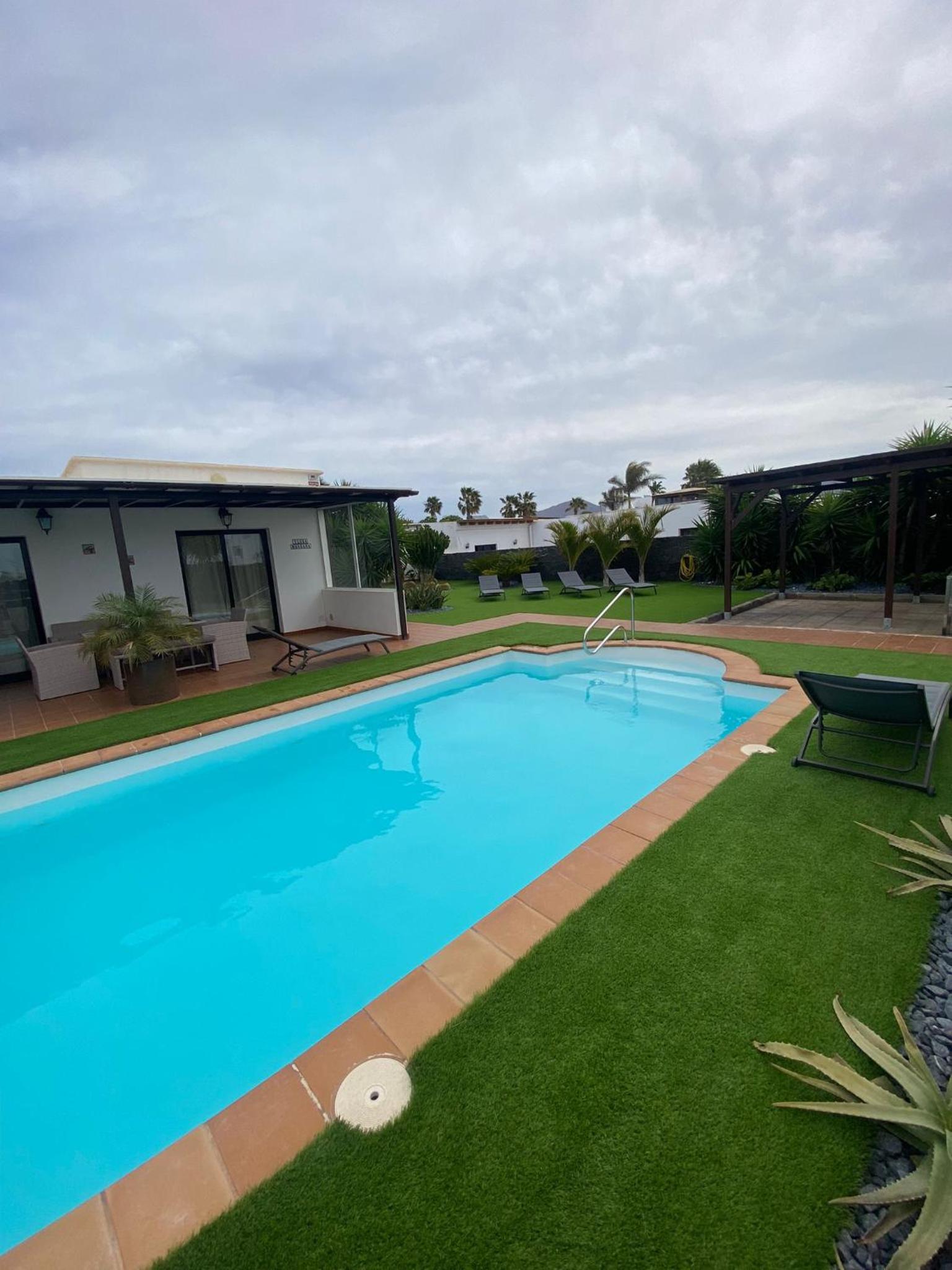 Hotel Villa Vista Montaña - Image 1