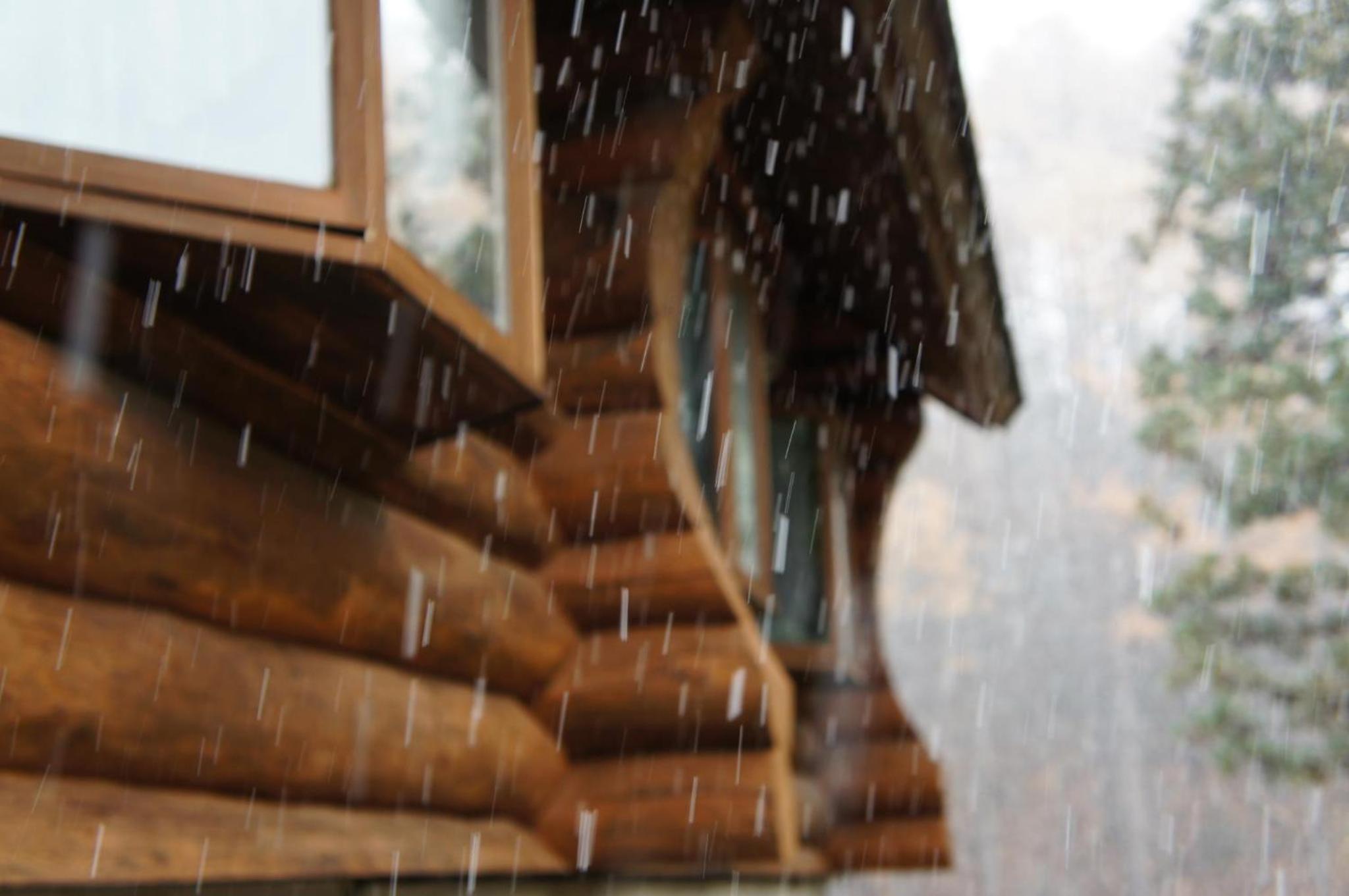log Hotel kamloops