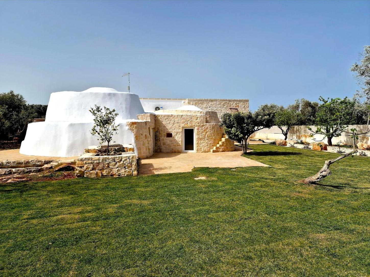 Trulli Tramontana - private pool