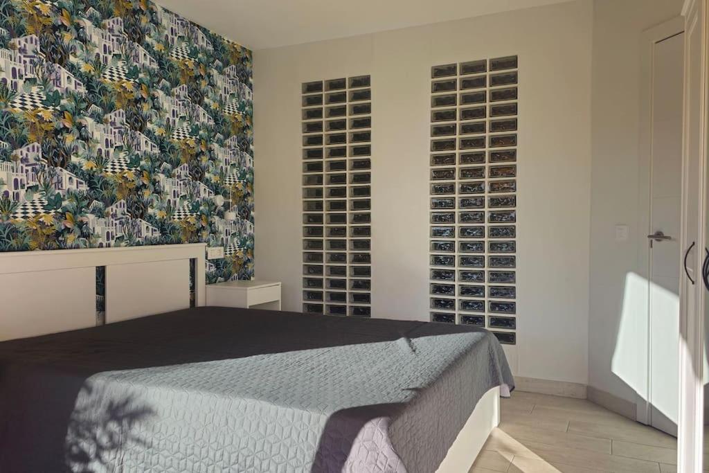 dunes canary deluxe