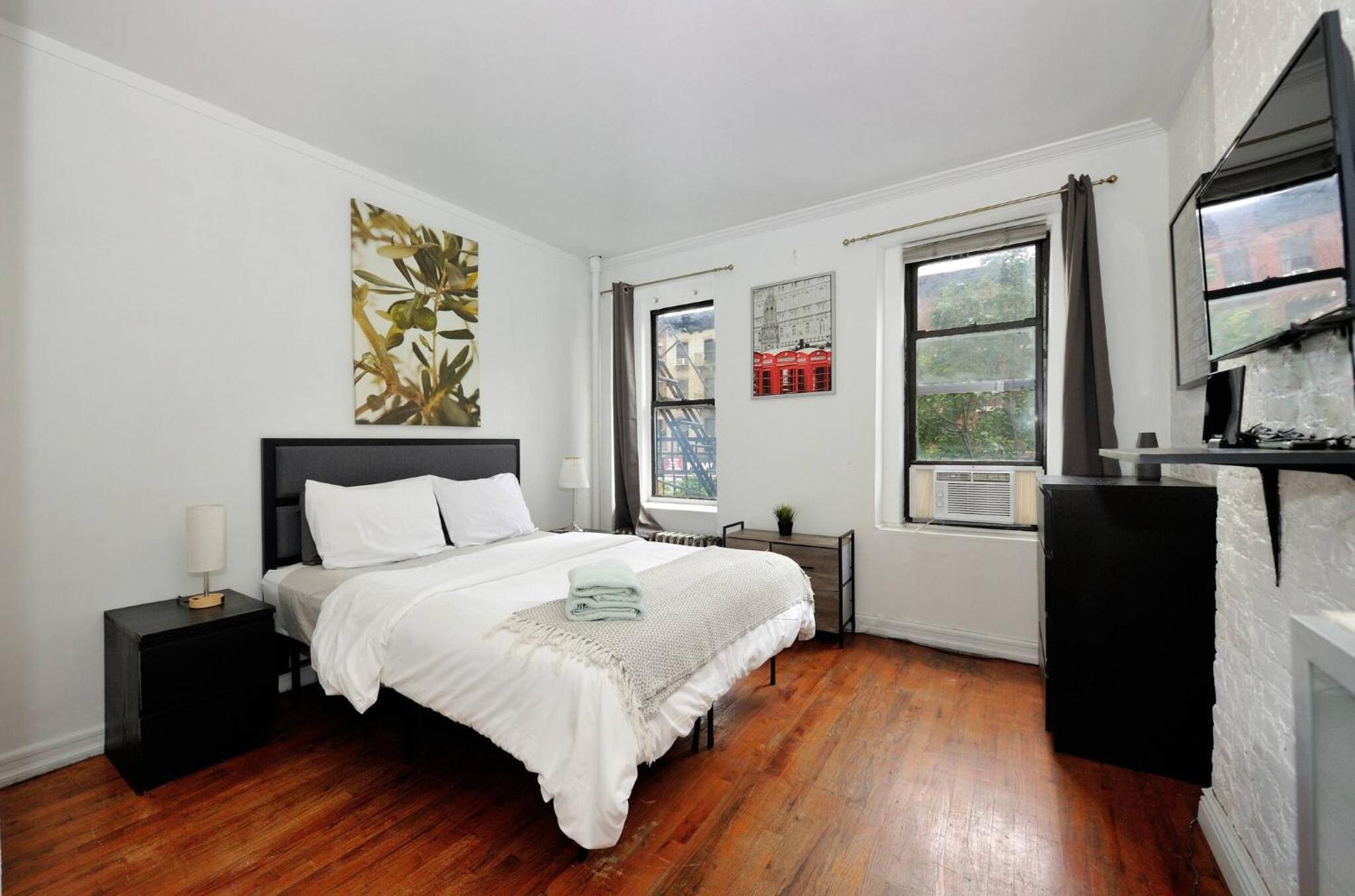Near Time Square Cozy 2br In Nyc