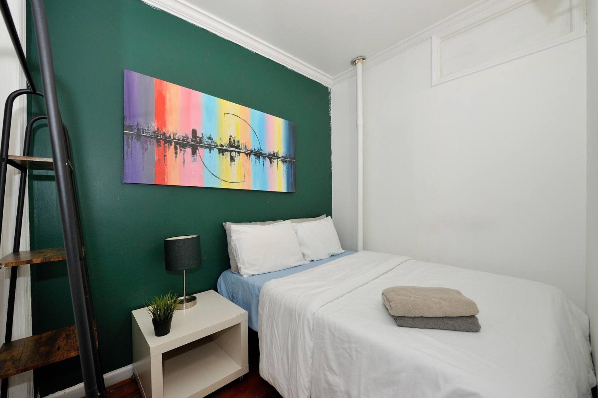 Near Time Square Cozy 2br In Nyc