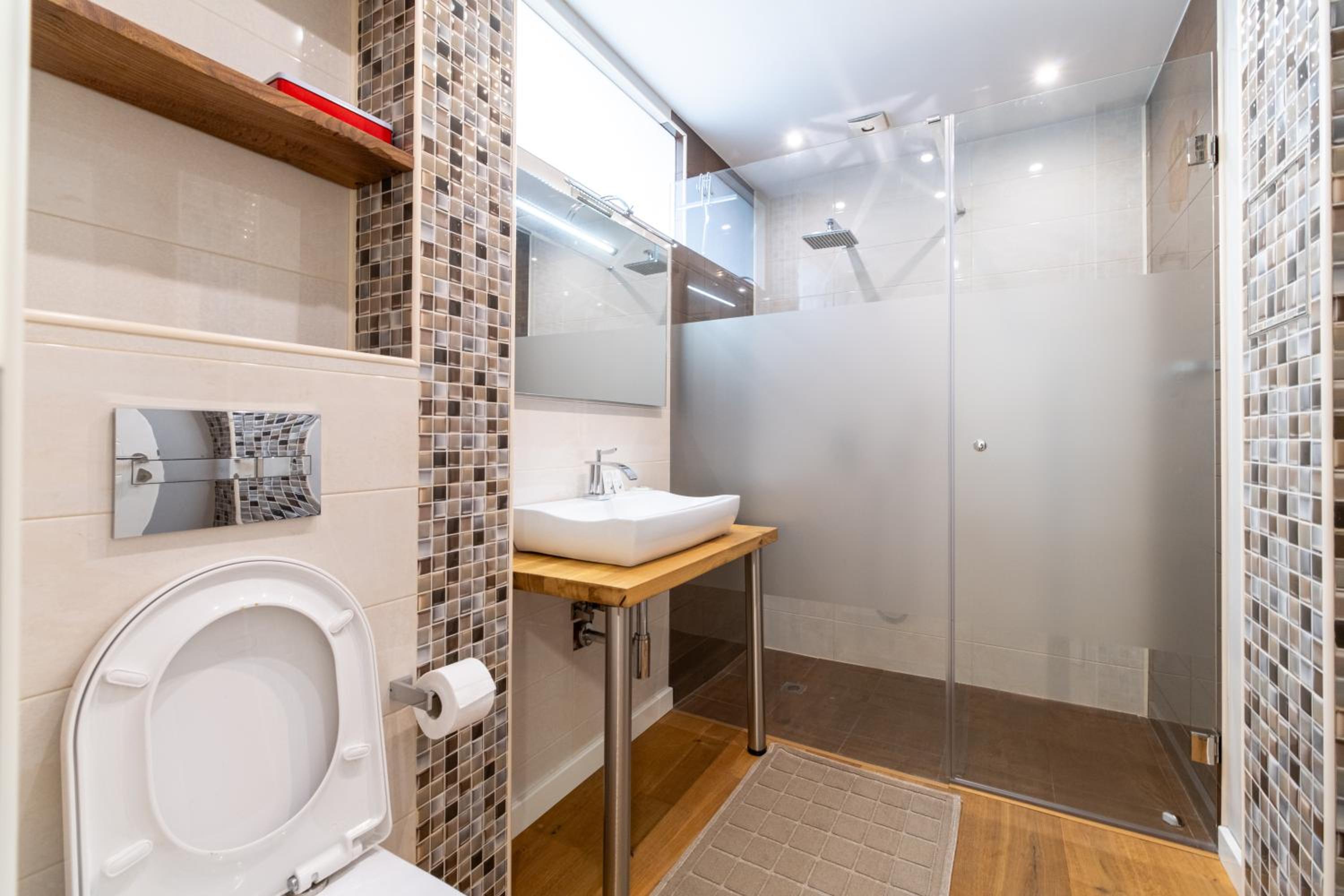 Central 1-bedroom Apartment