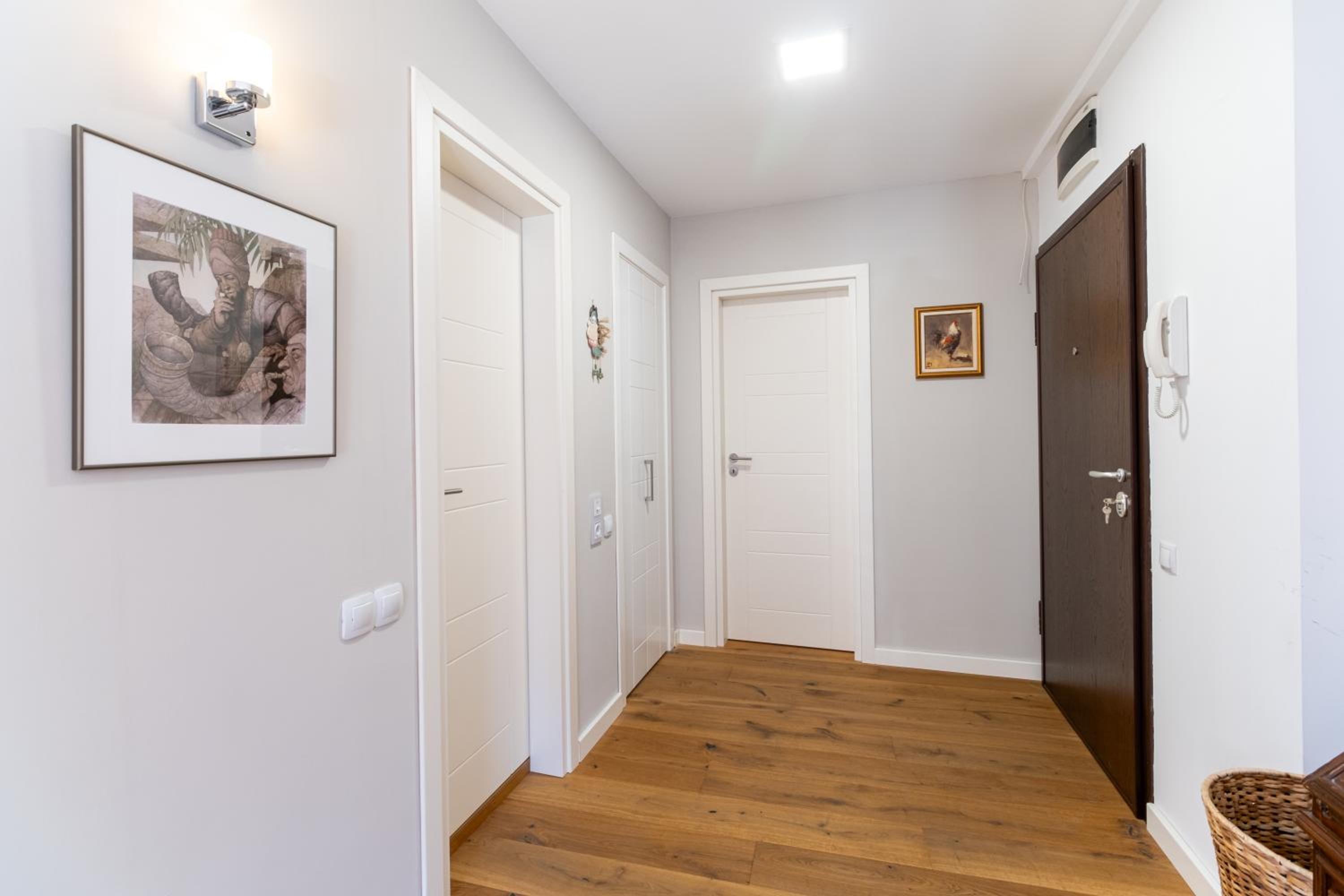 Central 1-bedroom Apartment