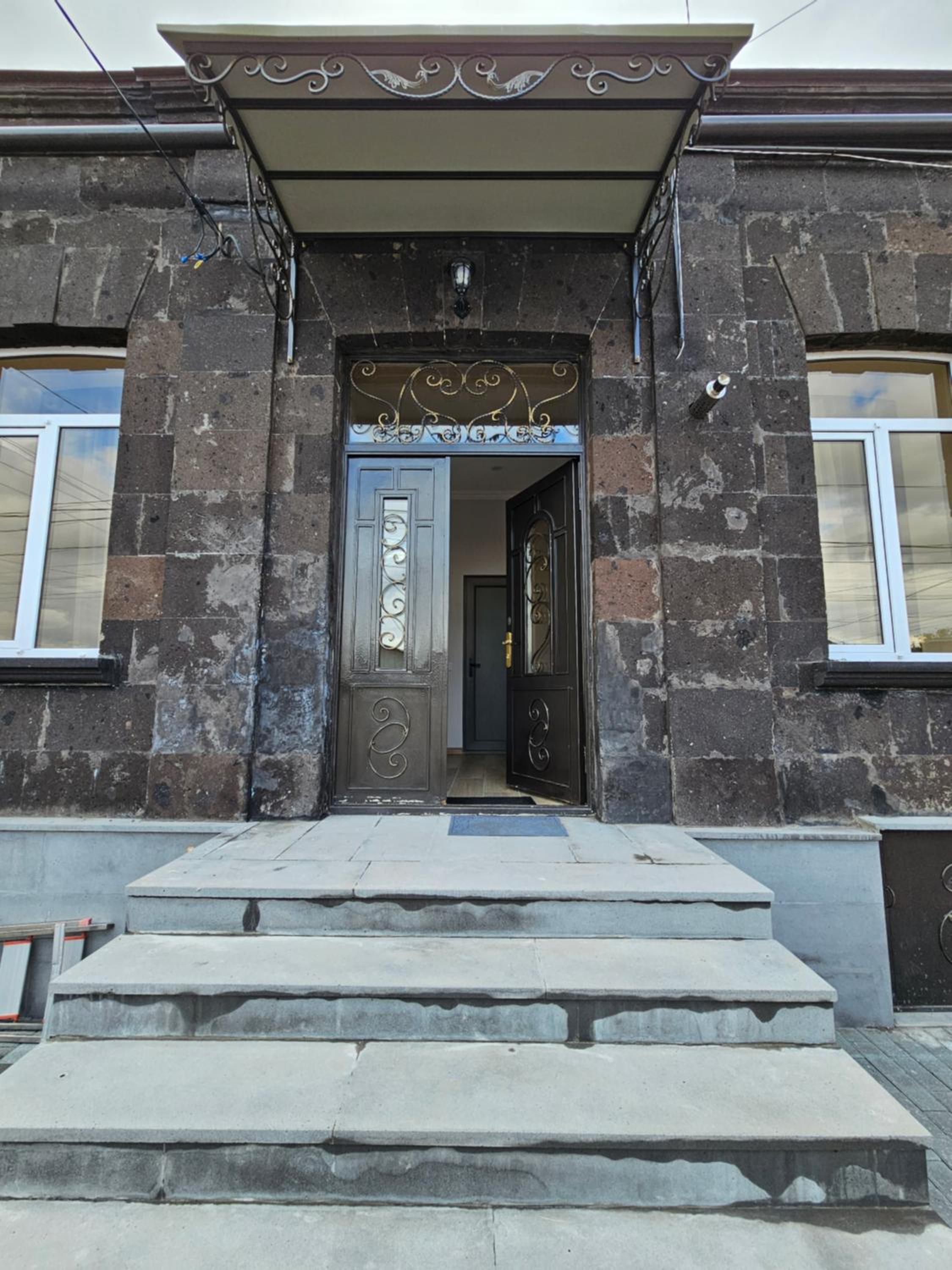 Shahumyan 98 Guest house
