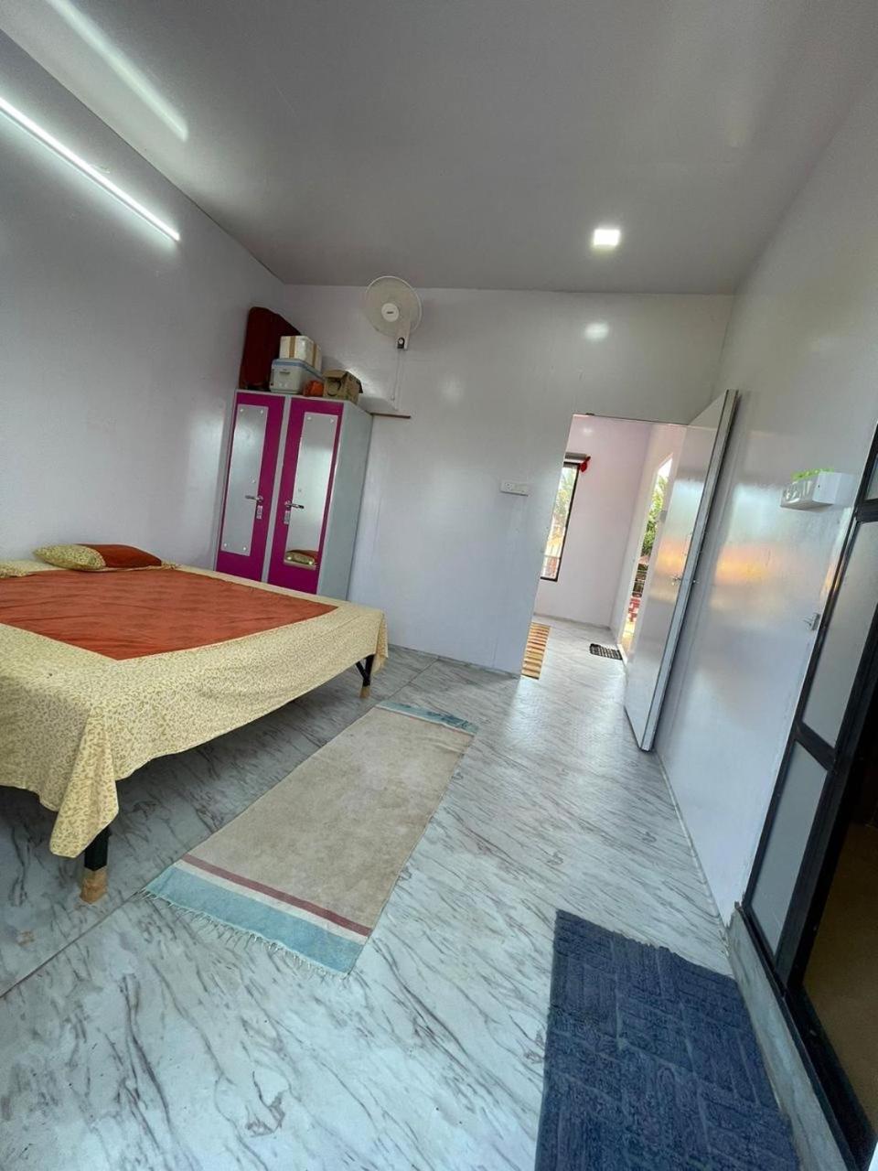 5 Kesar Baug Resort view 4
