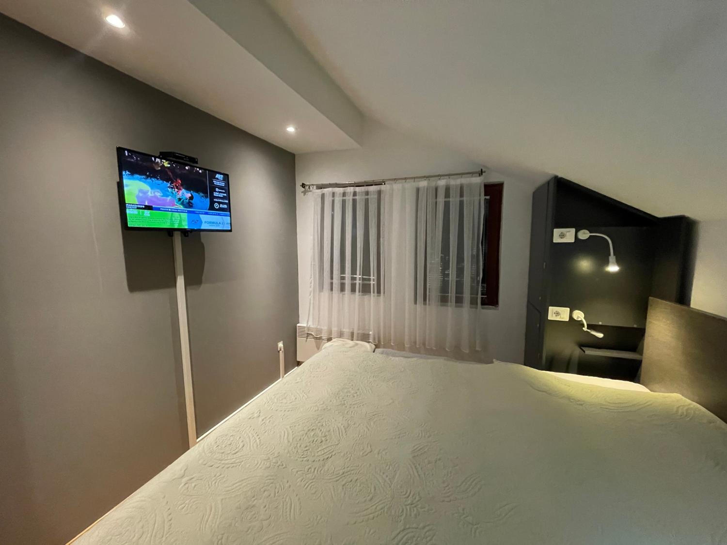 Town hostel, photo 11