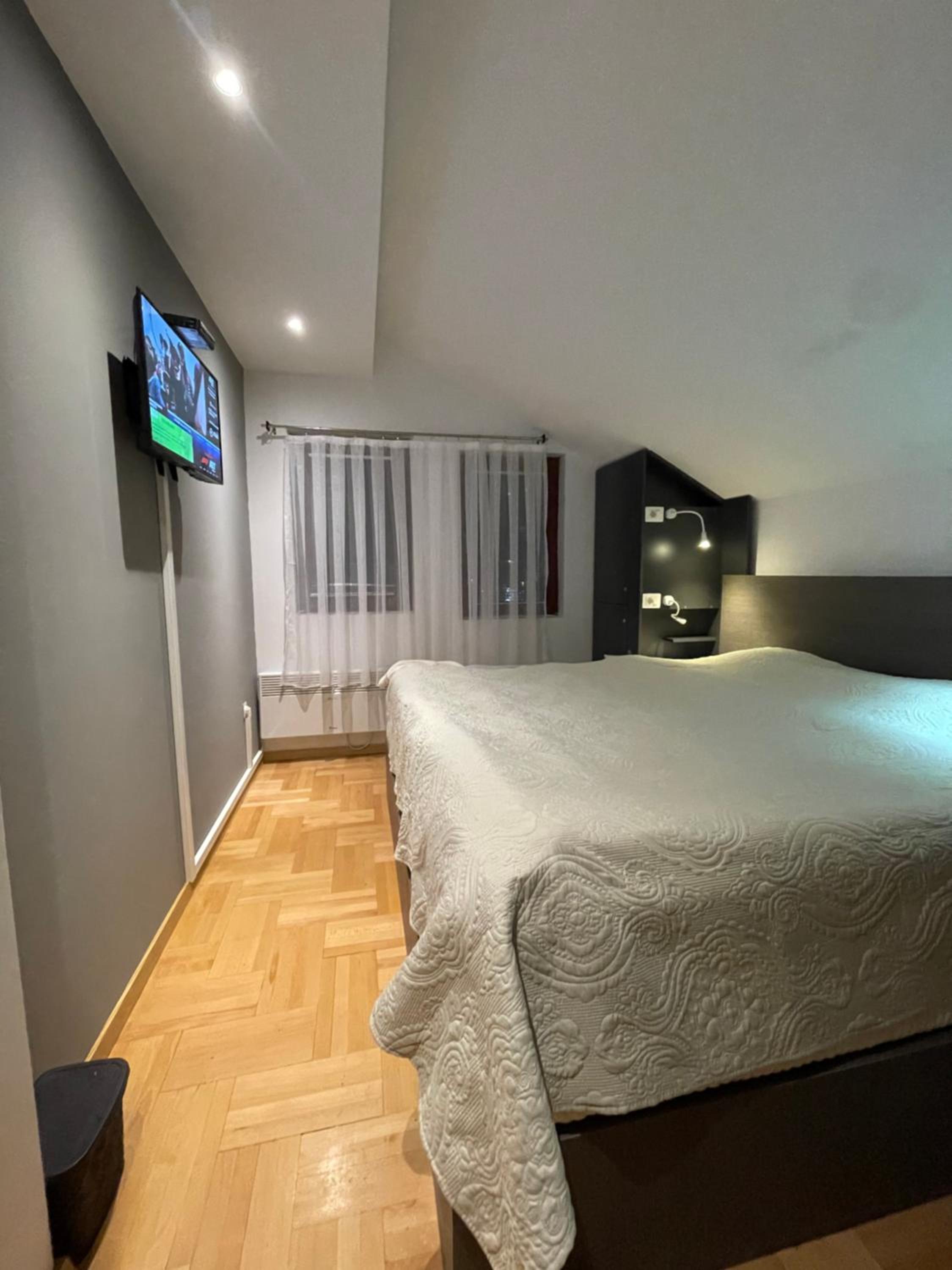 Town hostel, photo 33