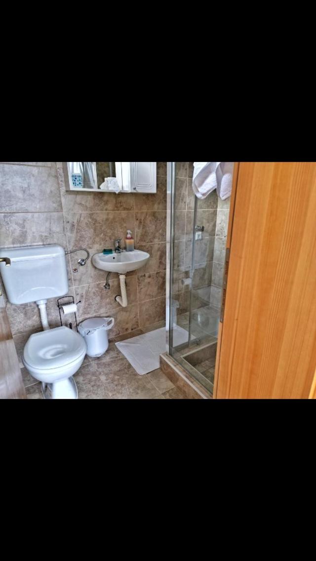 Apartmani Helena