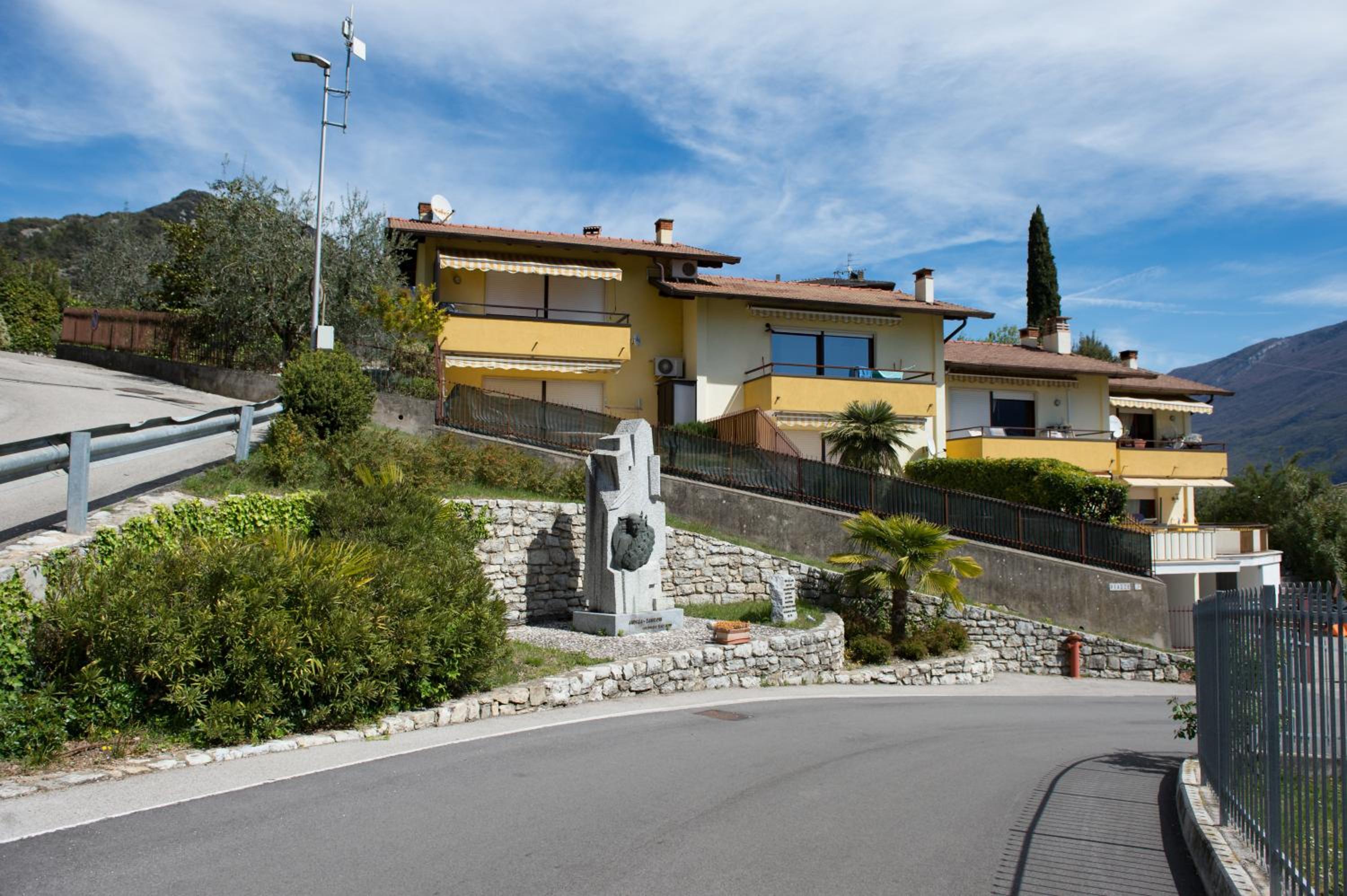 Appartamento Girasole con balcone e vista