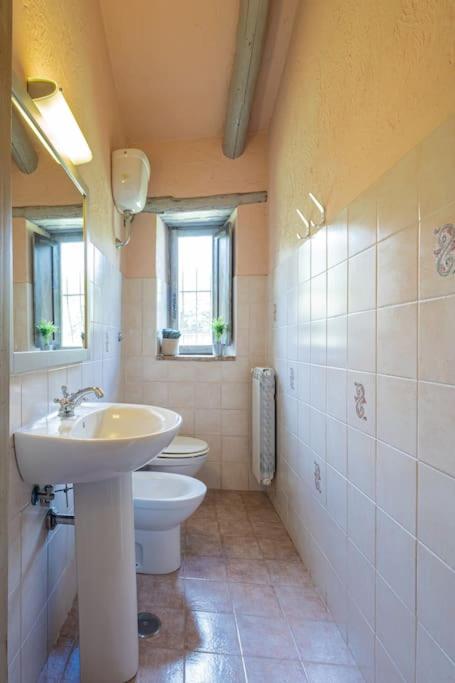 Villa Letizia with pool - 10 min drive to Orvieto town