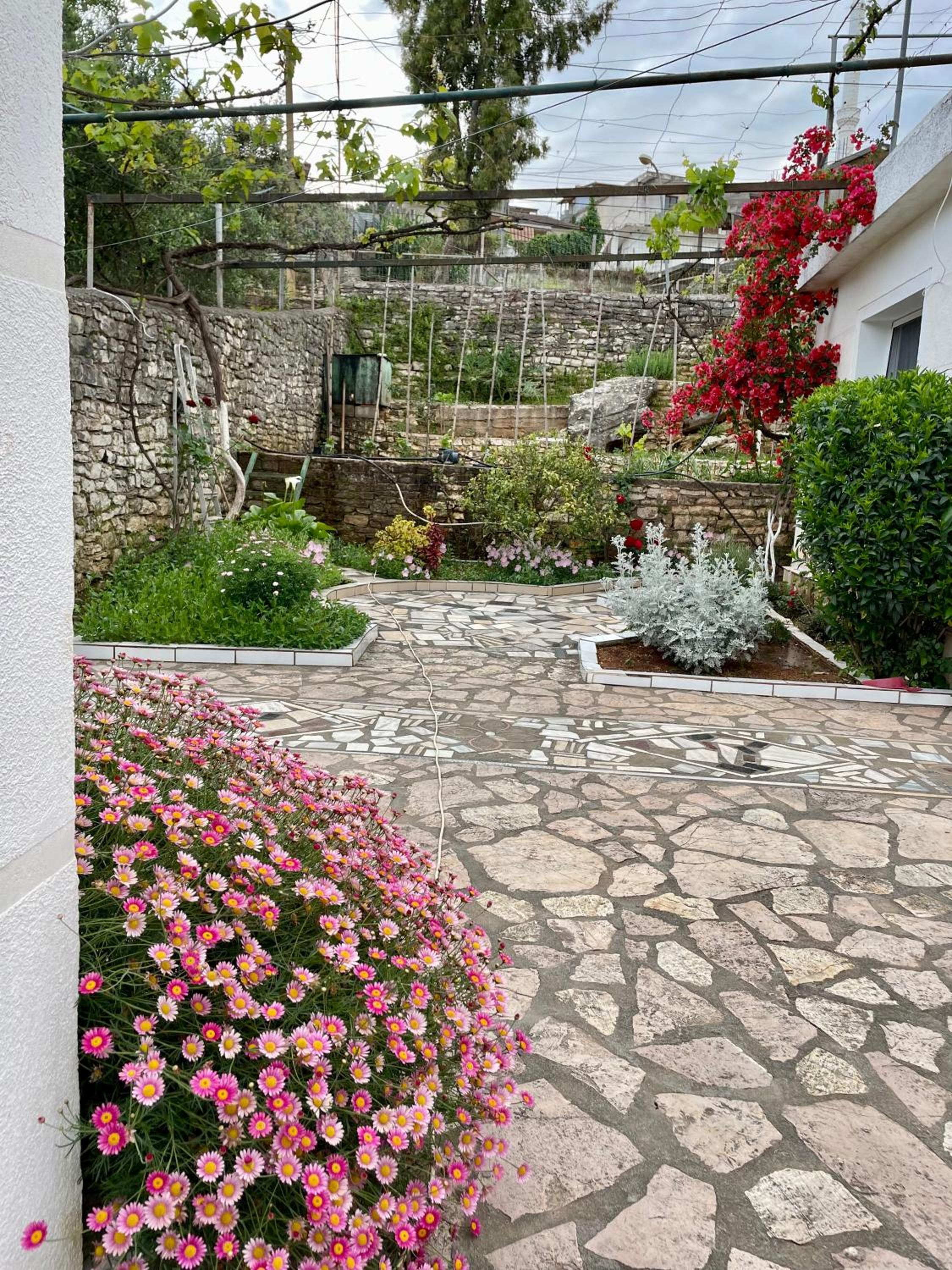 Flora’s place