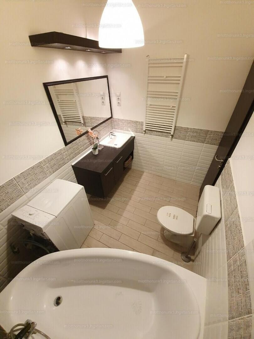 Basilica Luxury Apartment view 5